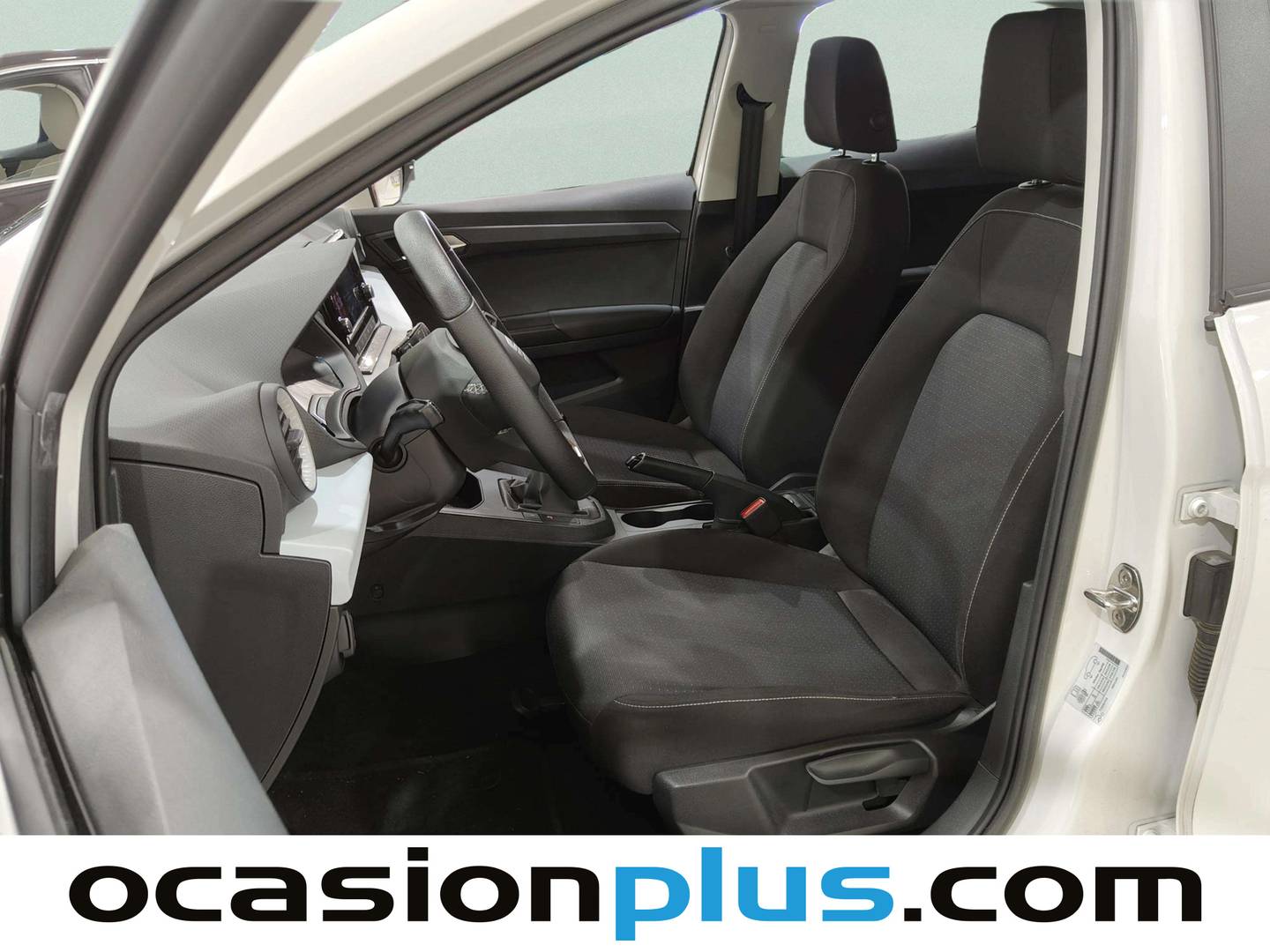 Foto asientos delanteros Seat Ibiza Seat Ibiza 1.0 TSI Style XL (110 CV)
