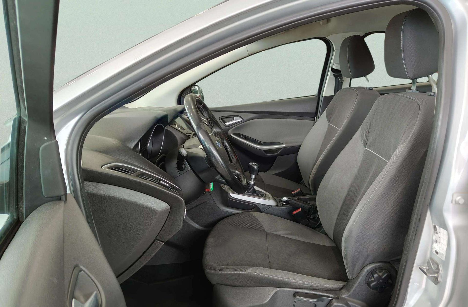 Ford Focus 1.6 TDCi Trend - foto 10