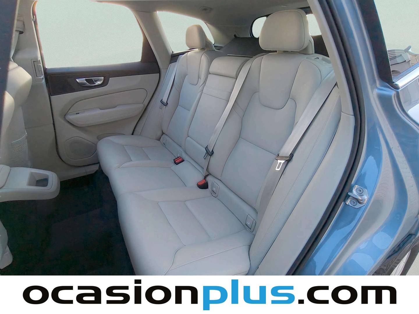 Foto asientos traseros Volvo XC60 Volvo XC60 T5 Momentum AWD Auto (254 CV)