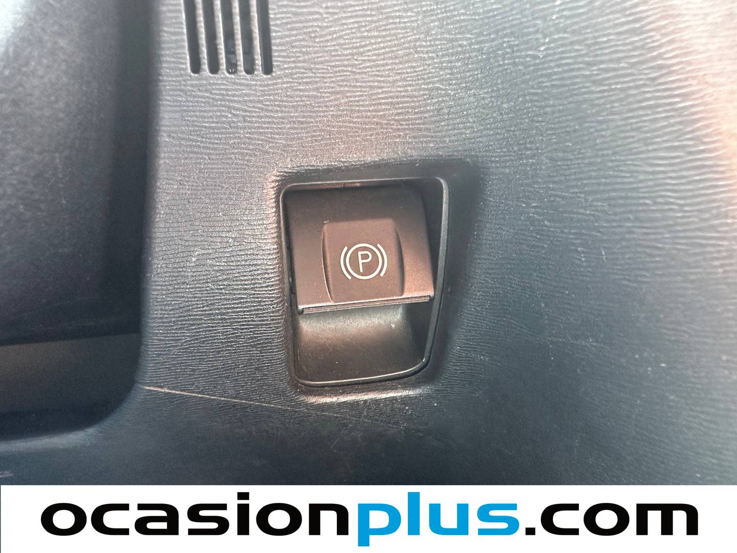Acabados Toyota Avensis Toyota Avensis 2.0 D-4D Active (126 CV)