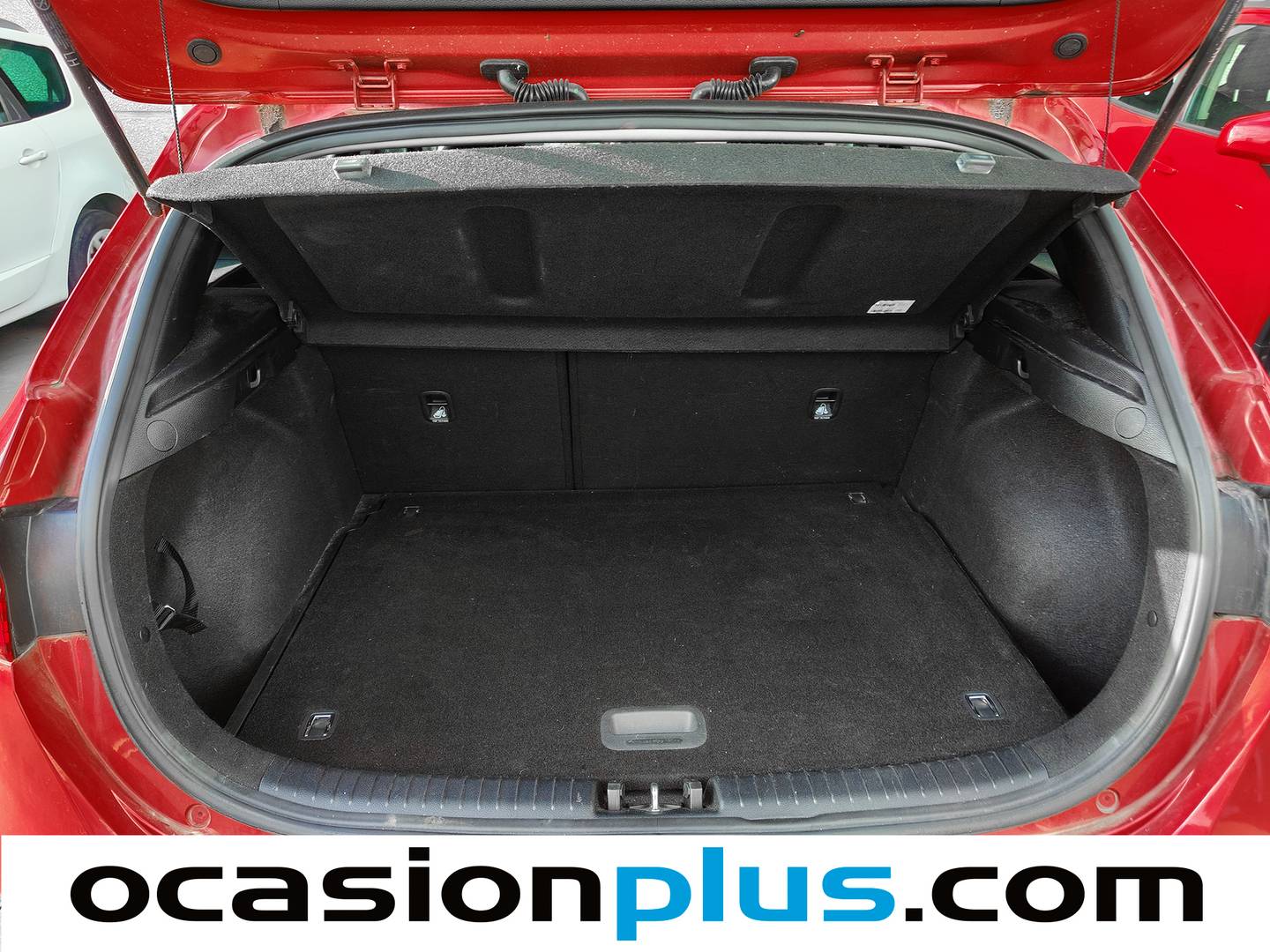 Fotos maletero KIA Ceed Kia Ceed 1.4 T-GDi Tech (140 CV)
