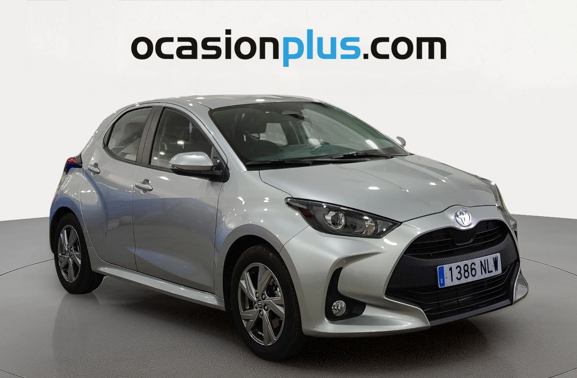 Toyota Yaris 120H Active Plus - foto 2