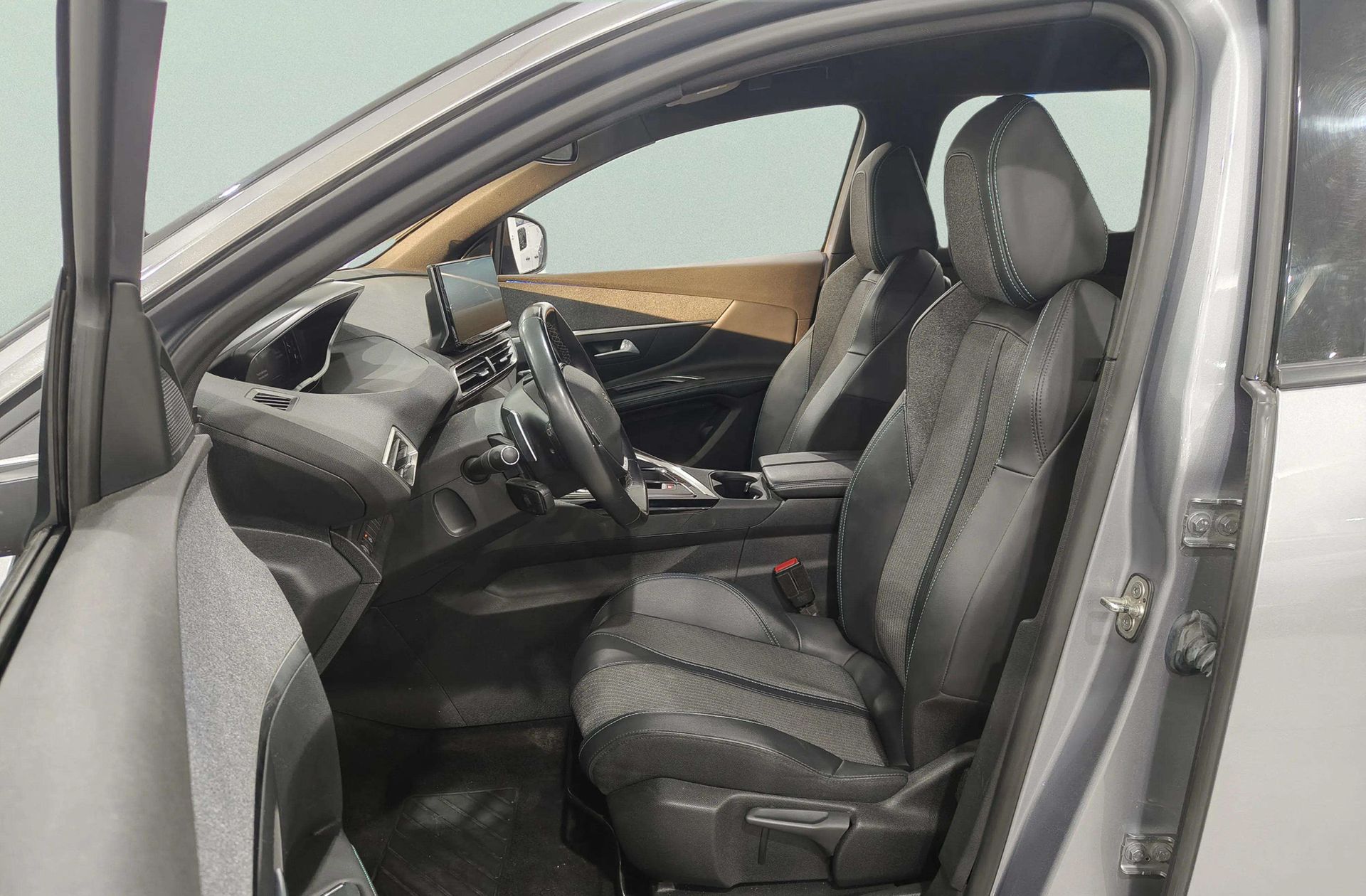 Peugeot 5008 PureTech 130 Allure Pack EAT8 7 plazas - foto 12