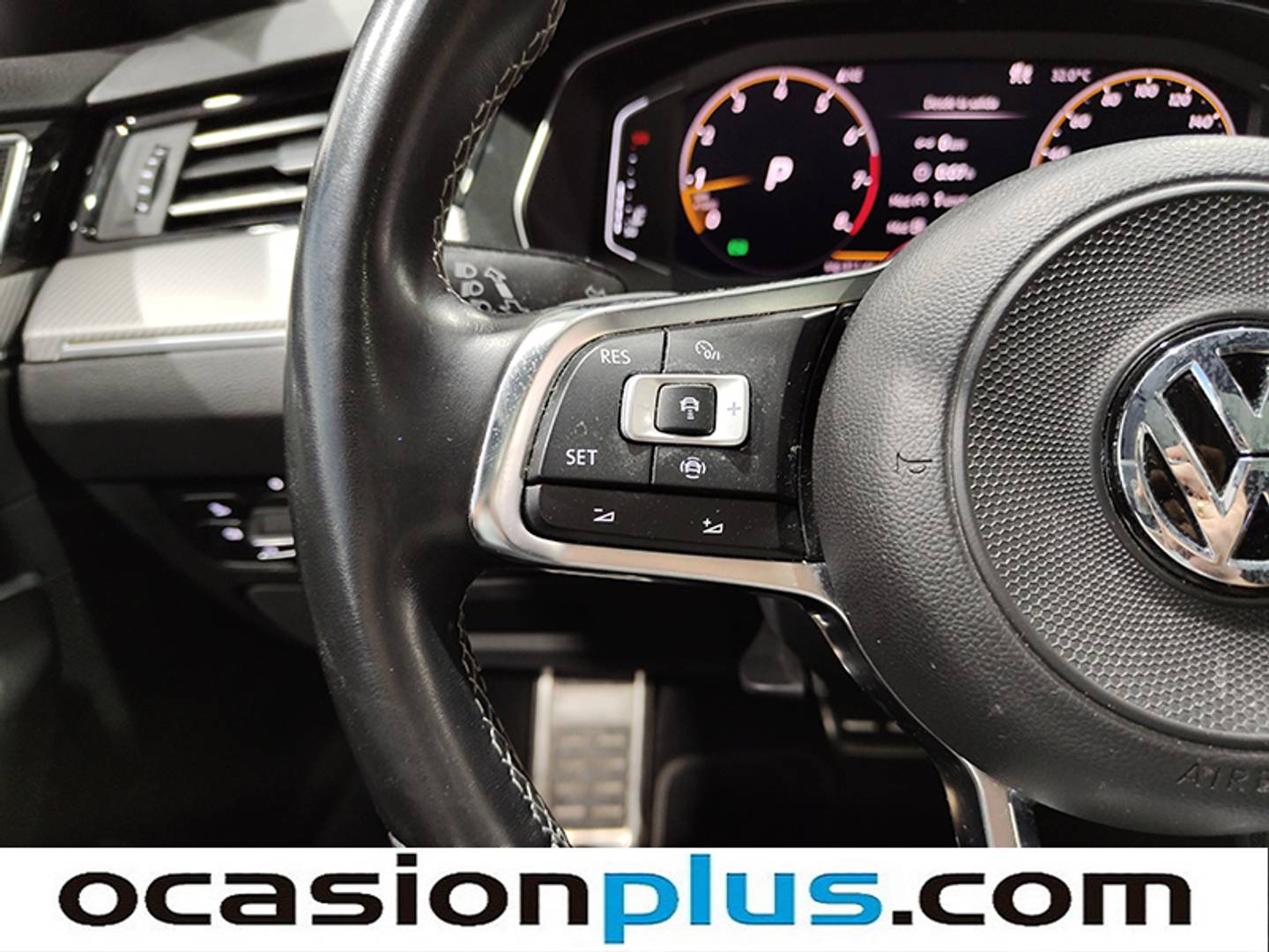 Foto Volkswagen Arteon Volkswagen Arteon R-Line 2.0 TSI (190 CV) DSG