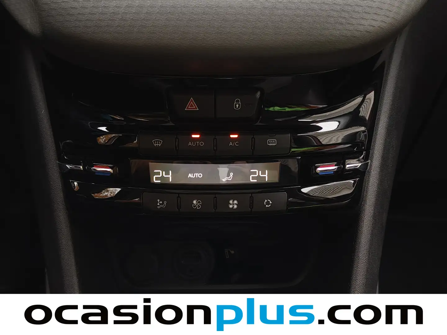 Foto Peugeot 2008 Peugeot 2008 BlueHDi 120 S&S Allure (120 CV)