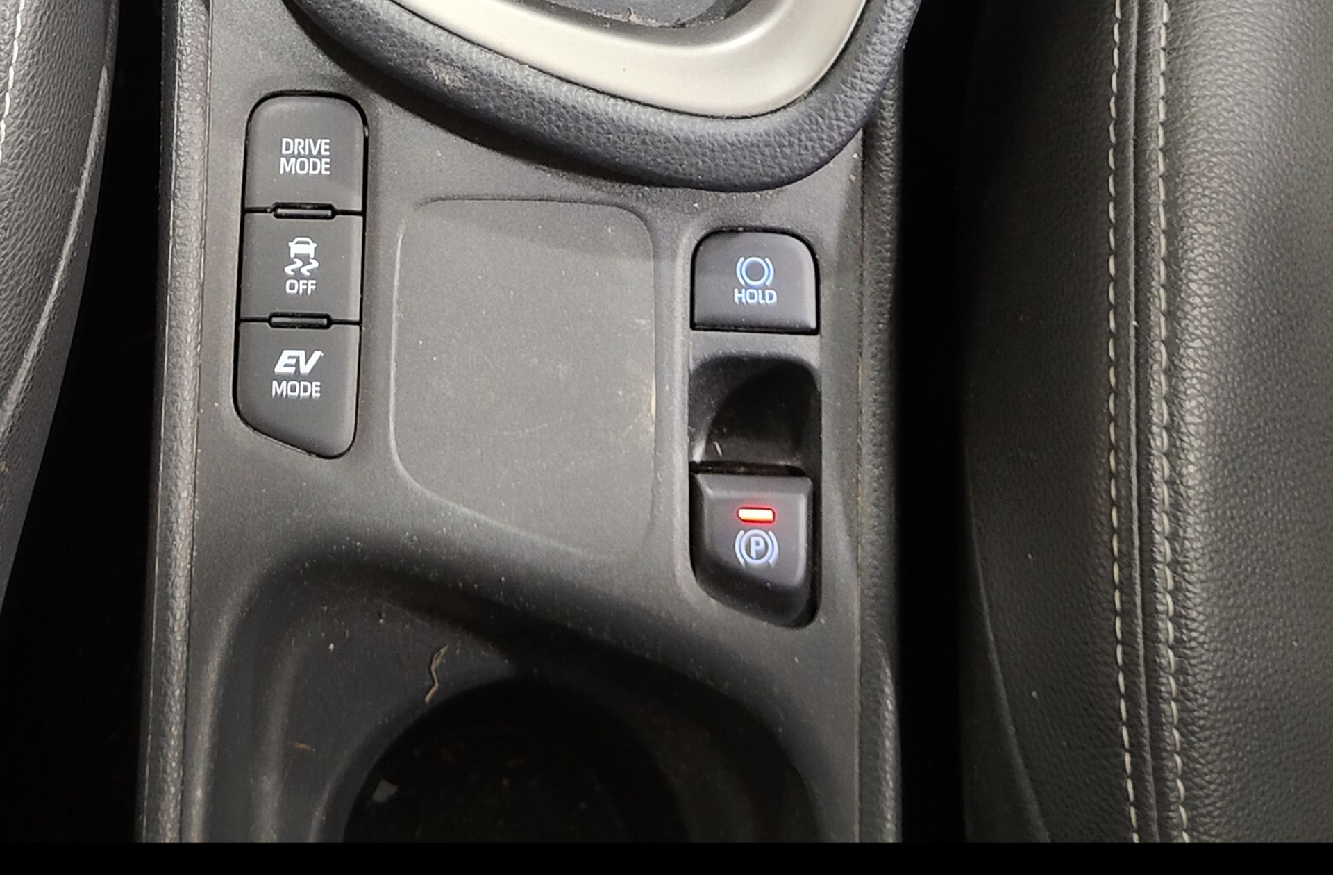 Toyota Yaris Cross 120H Style - foto 33
