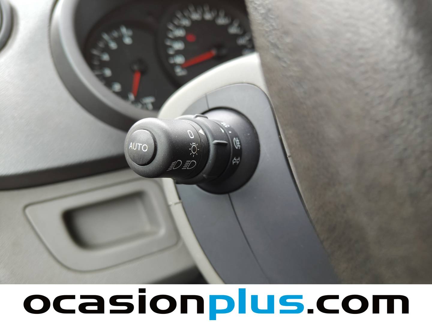 Extras y acabados del Renault Kangoo Combi Renault Kangoo Combi Profesional 1.5 dCi (70 CV)