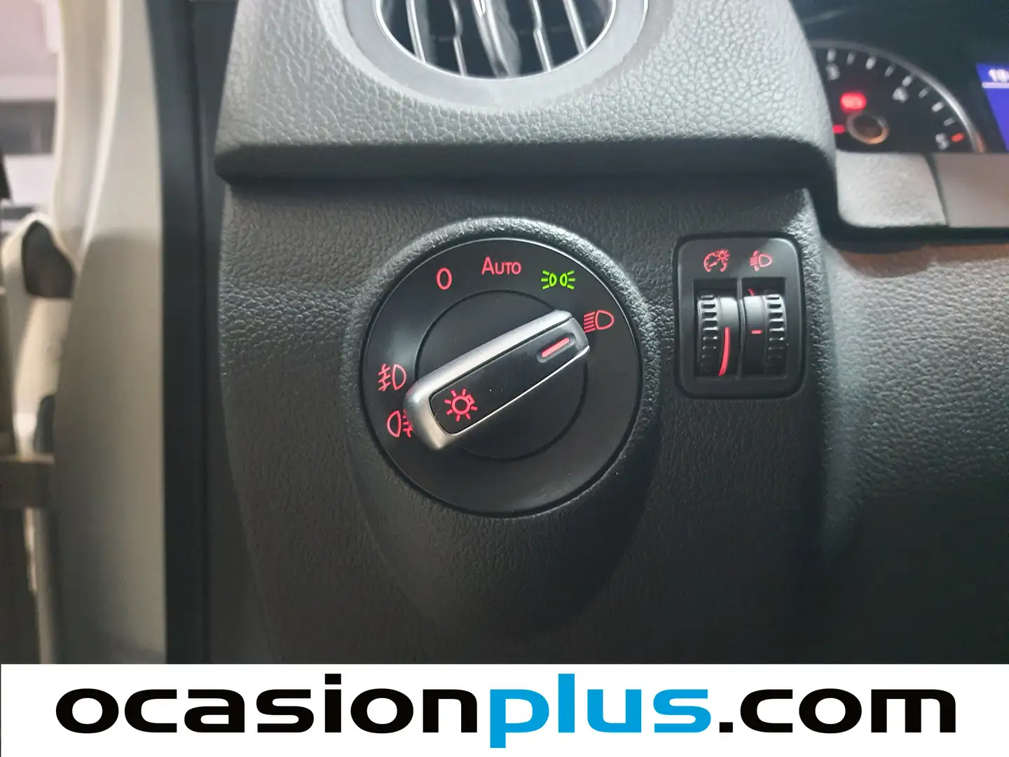 Foto Volkswagen Tiguan Volkswagen Tiguan T1 2.0 TDI BMT 4x2  (110 CV)