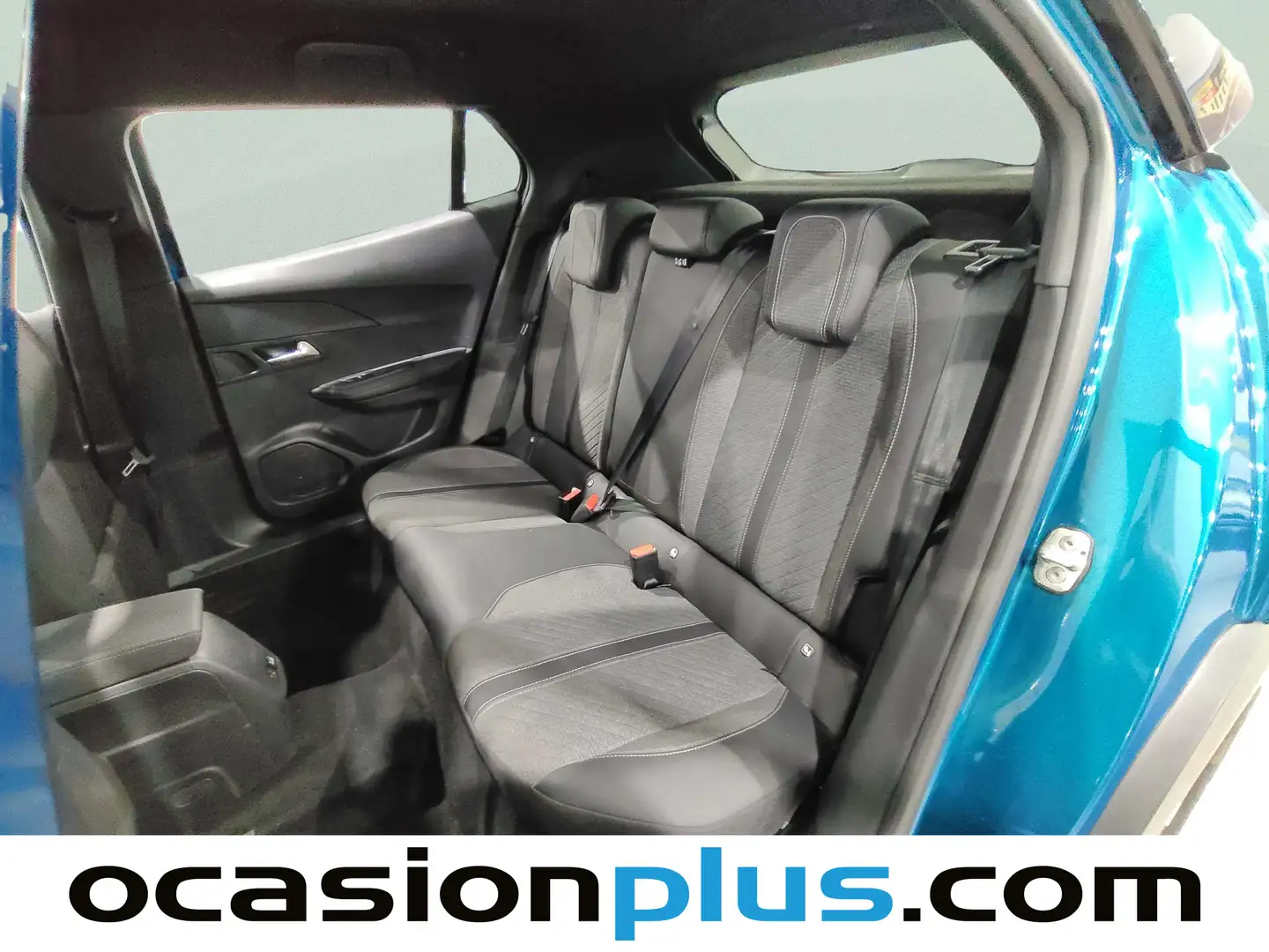 Foto Peugeot 2008 Peugeot 2008 Allure Hybrid eDCS6 (136 CV)