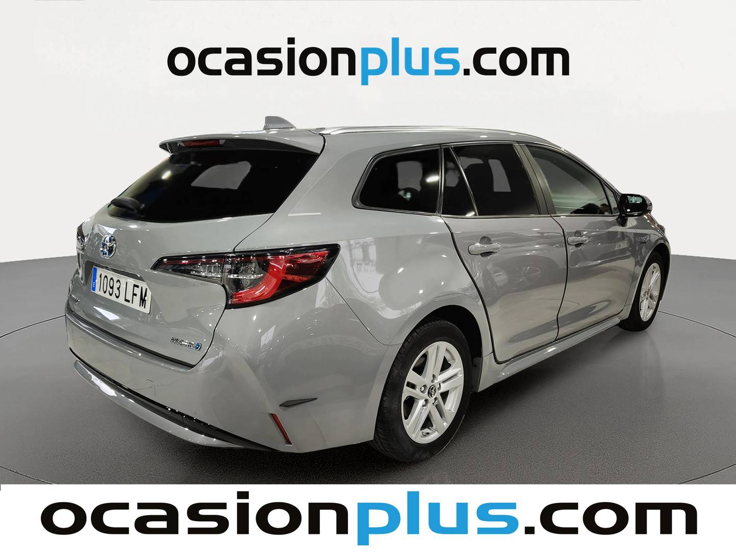 Foto trasera Toyota Corolla Toyota Corolla Touring Sports 125H Active Tech E-CVT (122 CV) derecha