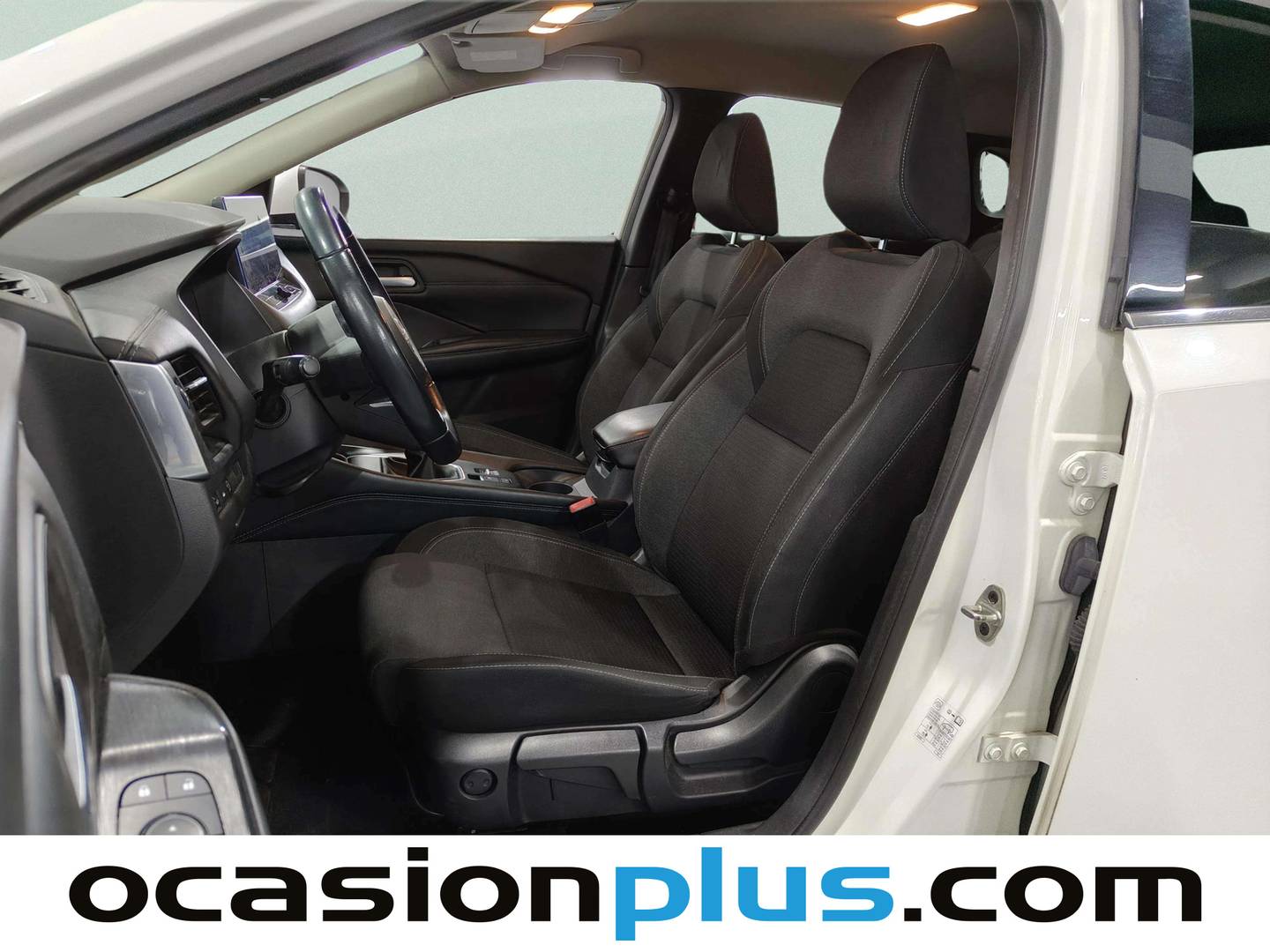 Foto asientos traseros Nissan QASHQAI Nissan Qashqai DIG-T 140 N-Connecta (140 CV)