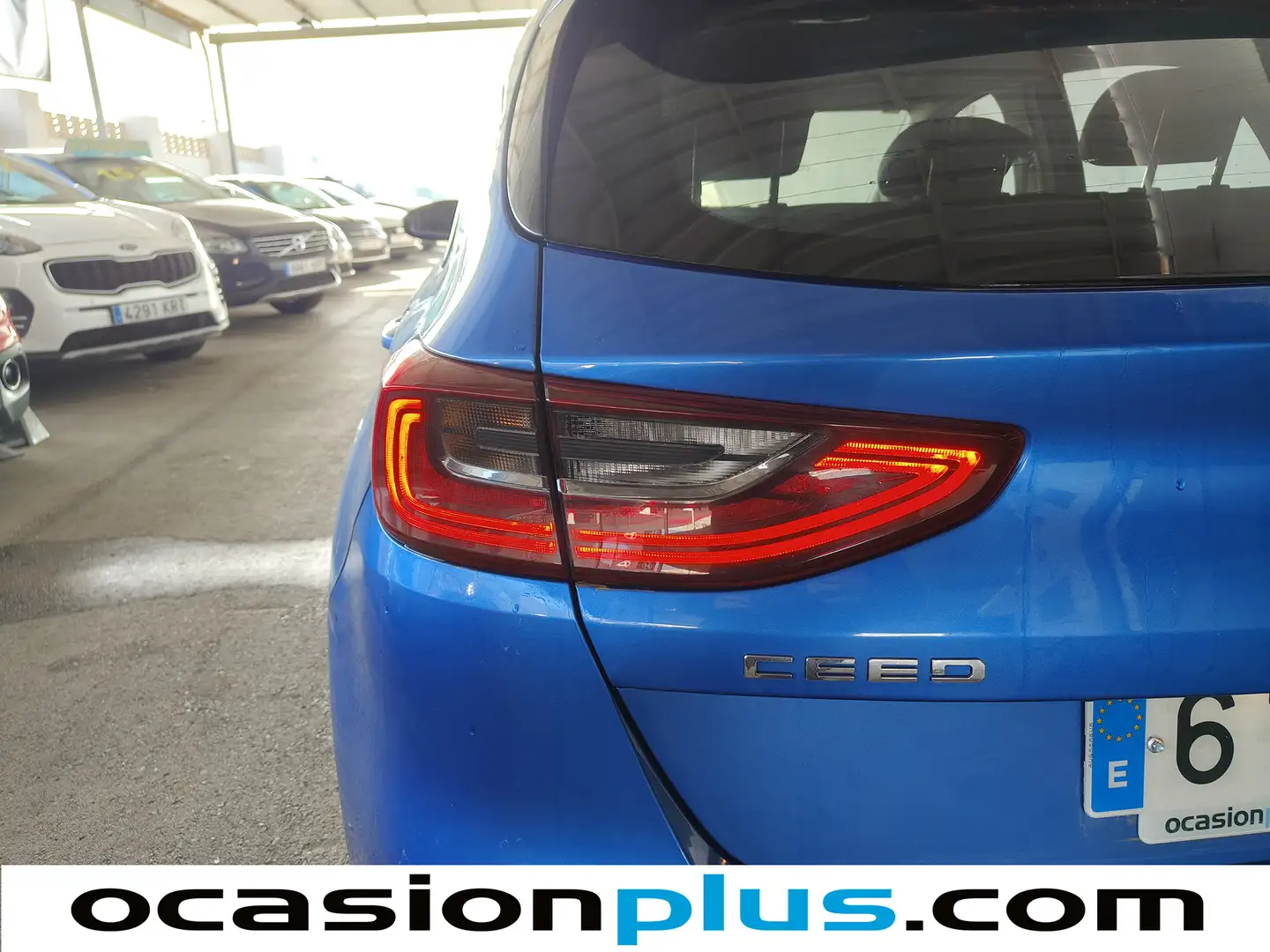 Foto KIA Ceed Kia Ceed 1.4 T-GDi Tech DCT (140 CV)