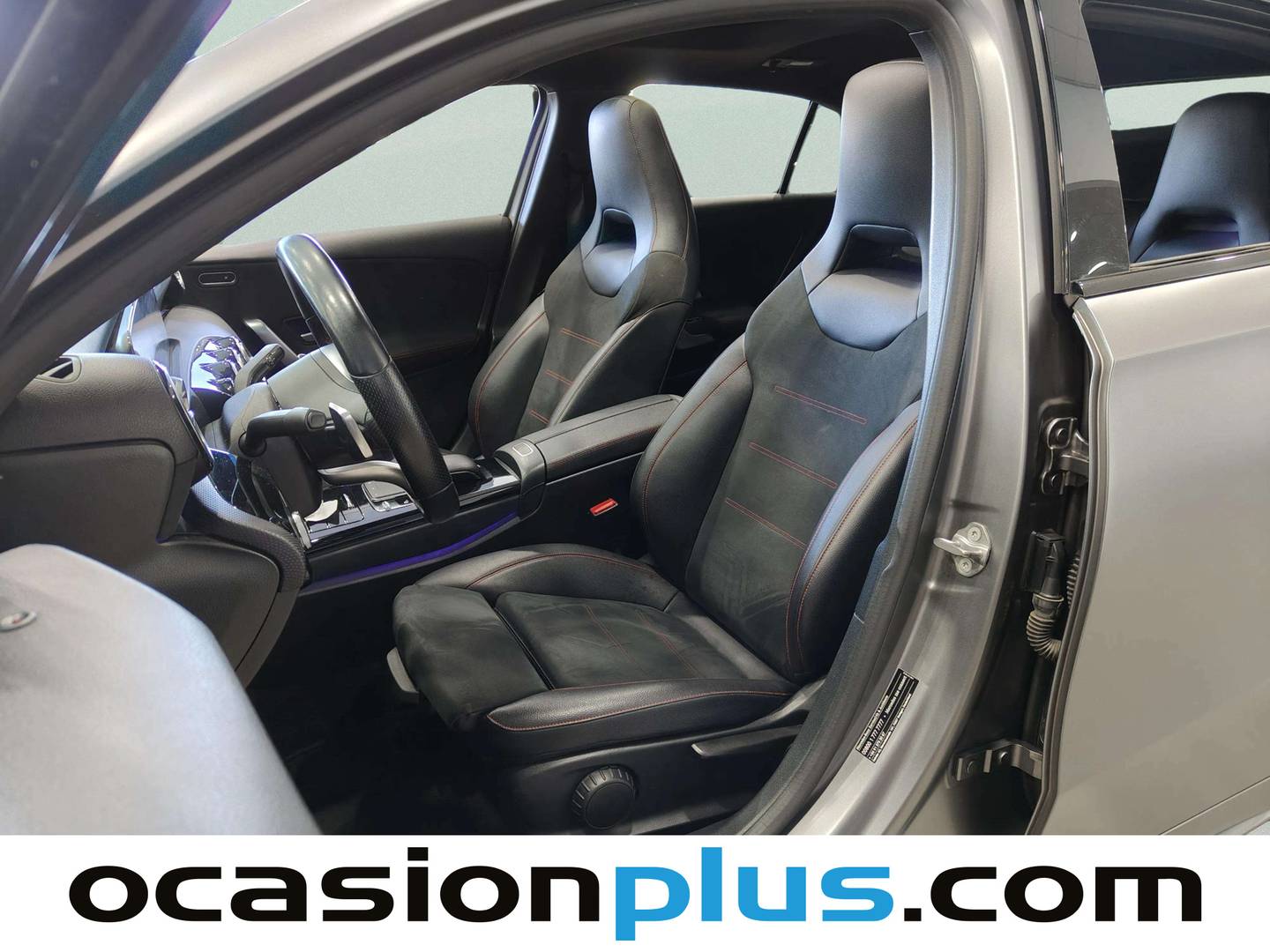 Foto asientos delanteros Mercedes Clase A Mercedes-Benz Clase A 200 (163 CV) Pack AMG