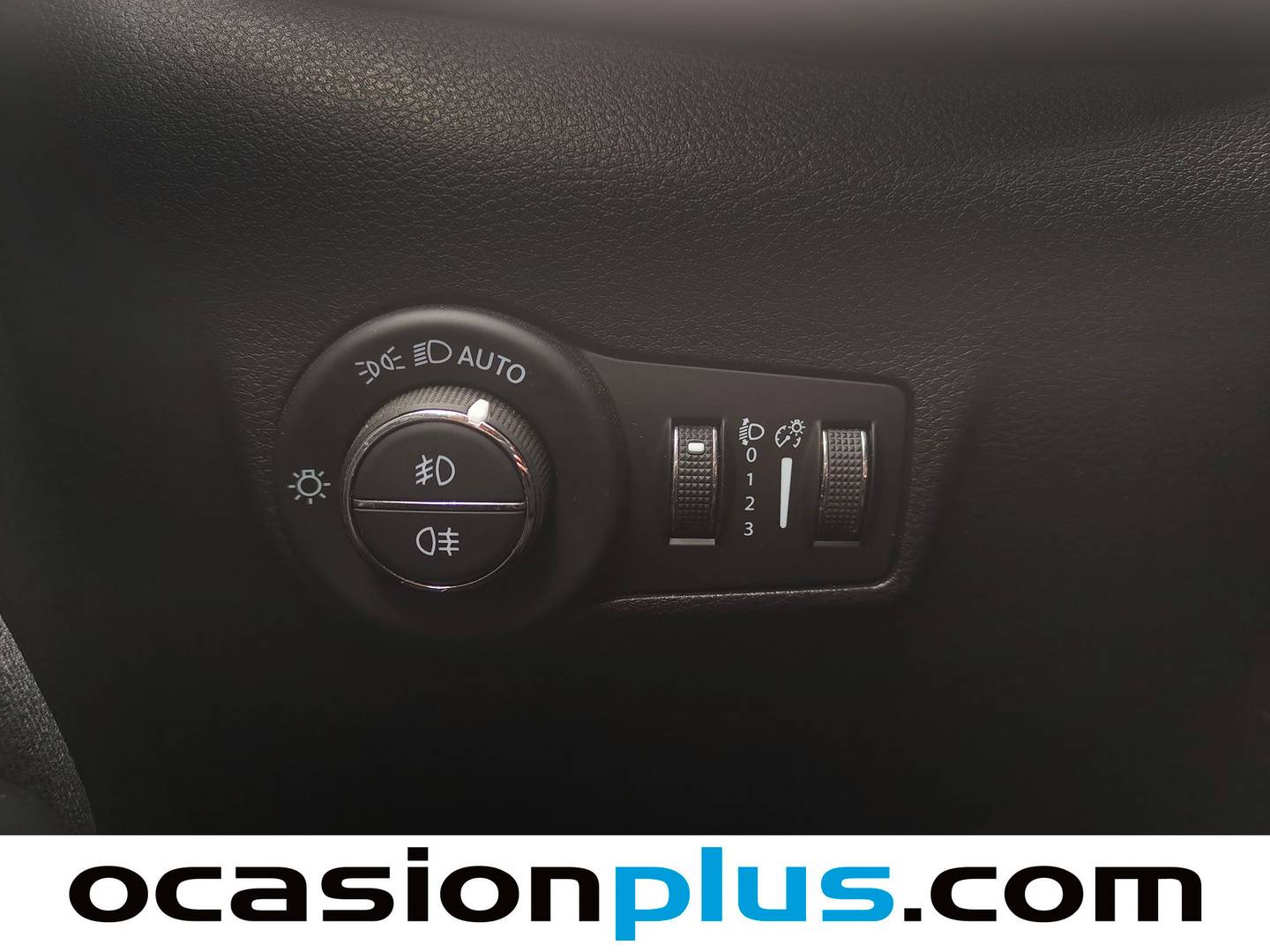 Acabados Jeep Compass Jeep Compass 1.3 Gse T4 Longitude FWD MT  (130 CV)