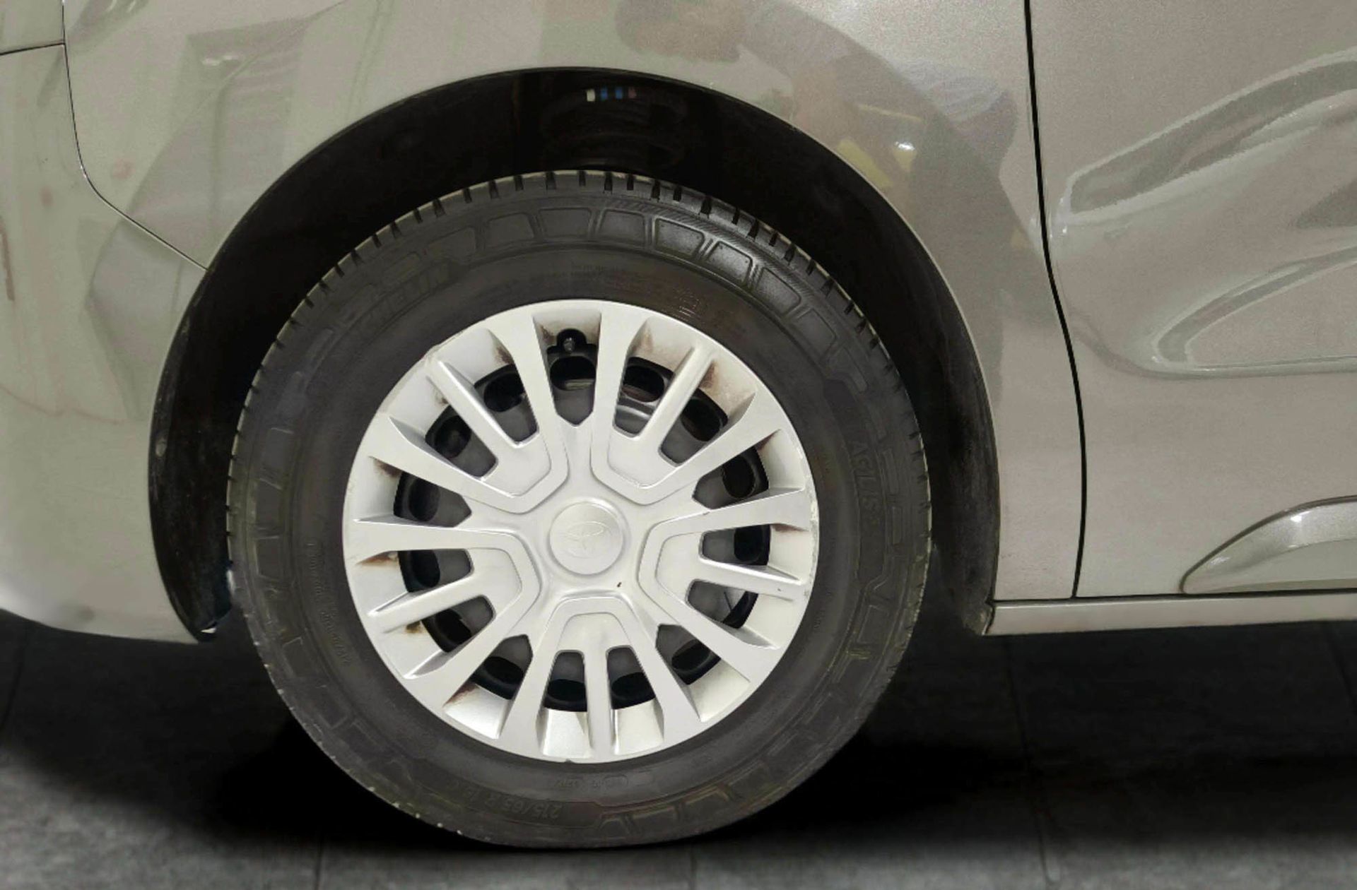 Toyota Proace Verso 2.0D VX Plus Shuttle L1 9 plazas - foto 29