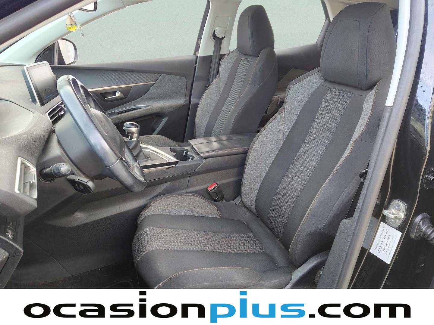 Foto asientos delanteros Peugeot 3008 Peugeot 3008 BlueHDI 120 S&S Active  (120 CV)