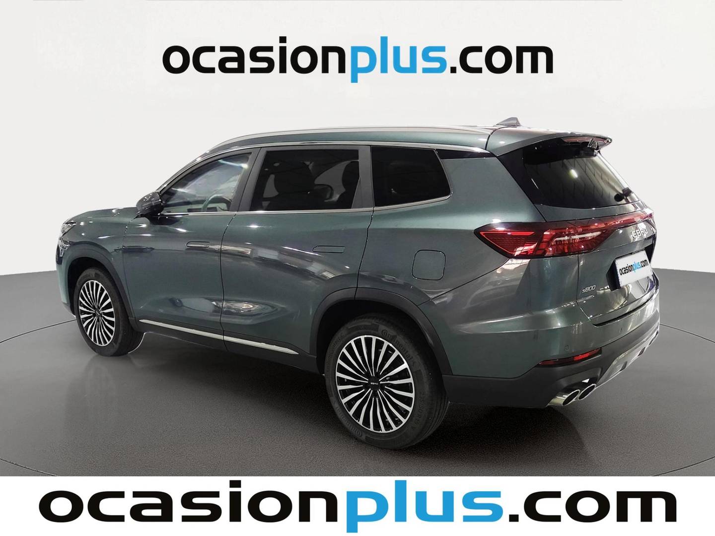 Foto trasera EBRO S800 EBRO S800 1.6 TGDI Premium DCT (147 CV) 7 Plazas izquierda