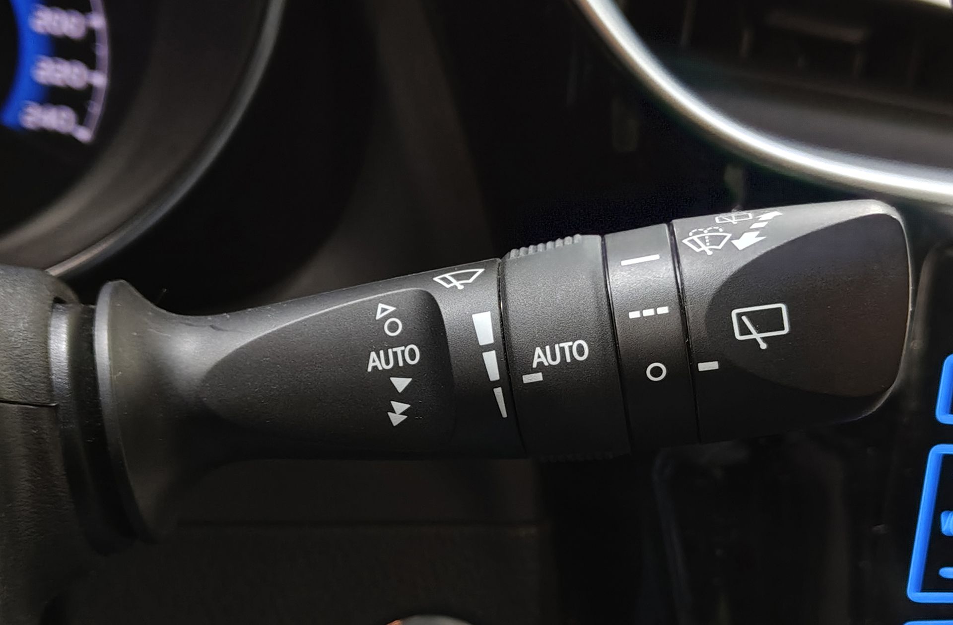 Toyota Auris 140H Hybrid Feel! Edition - foto 23