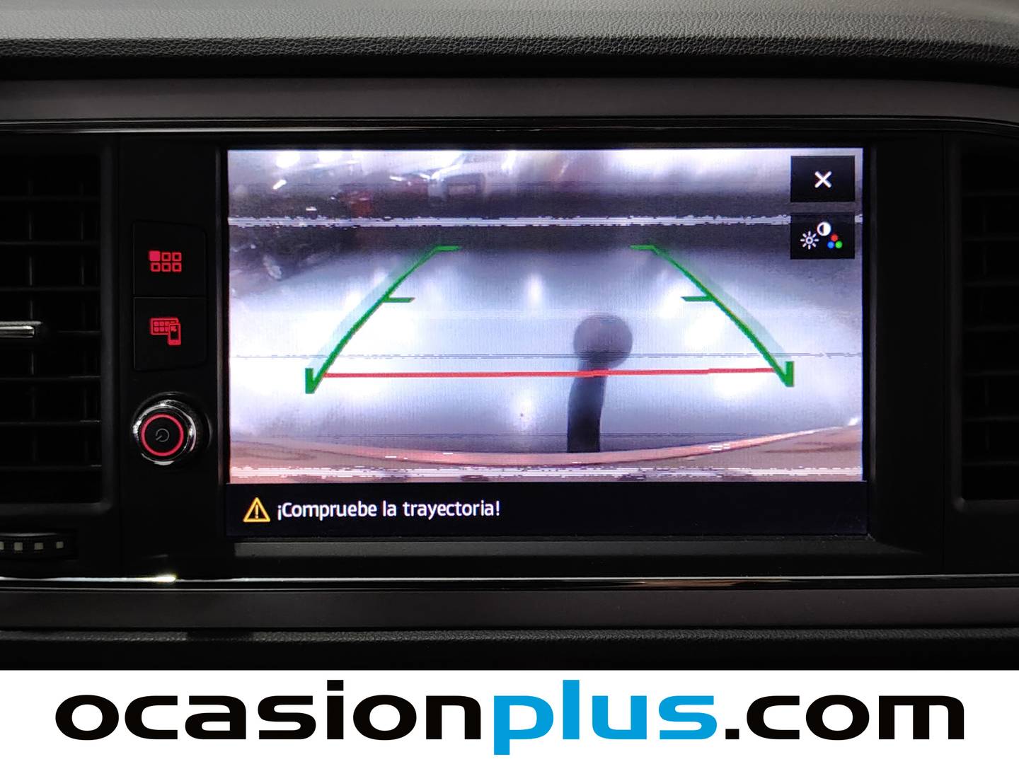 Equipamiento del Seat León Seat León ST 1.6 TDI S&S Style Advanced Nav (115 CV)