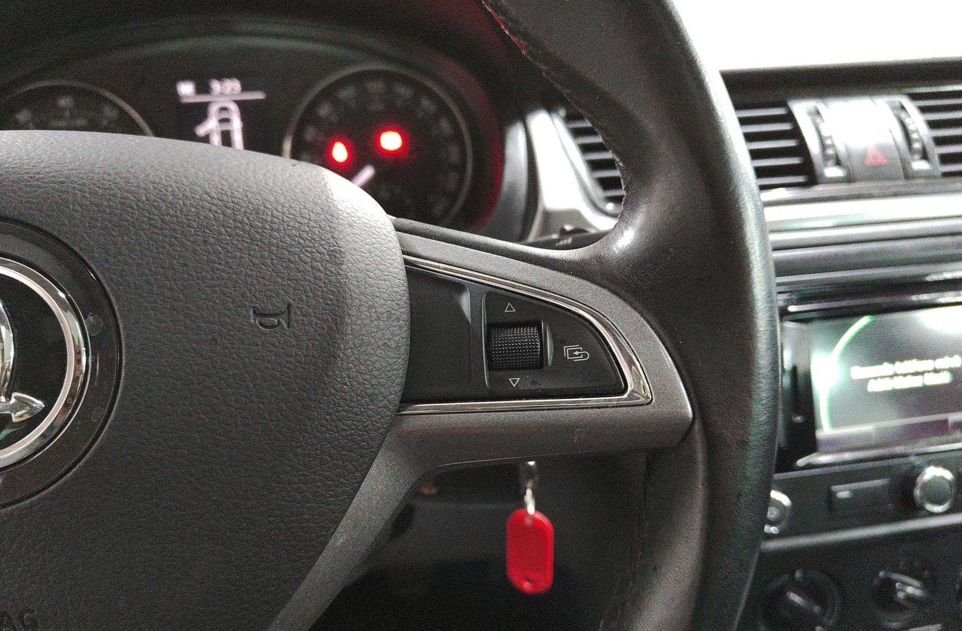 Škoda Spaceback 1.2 TSI Ambition - foto 25