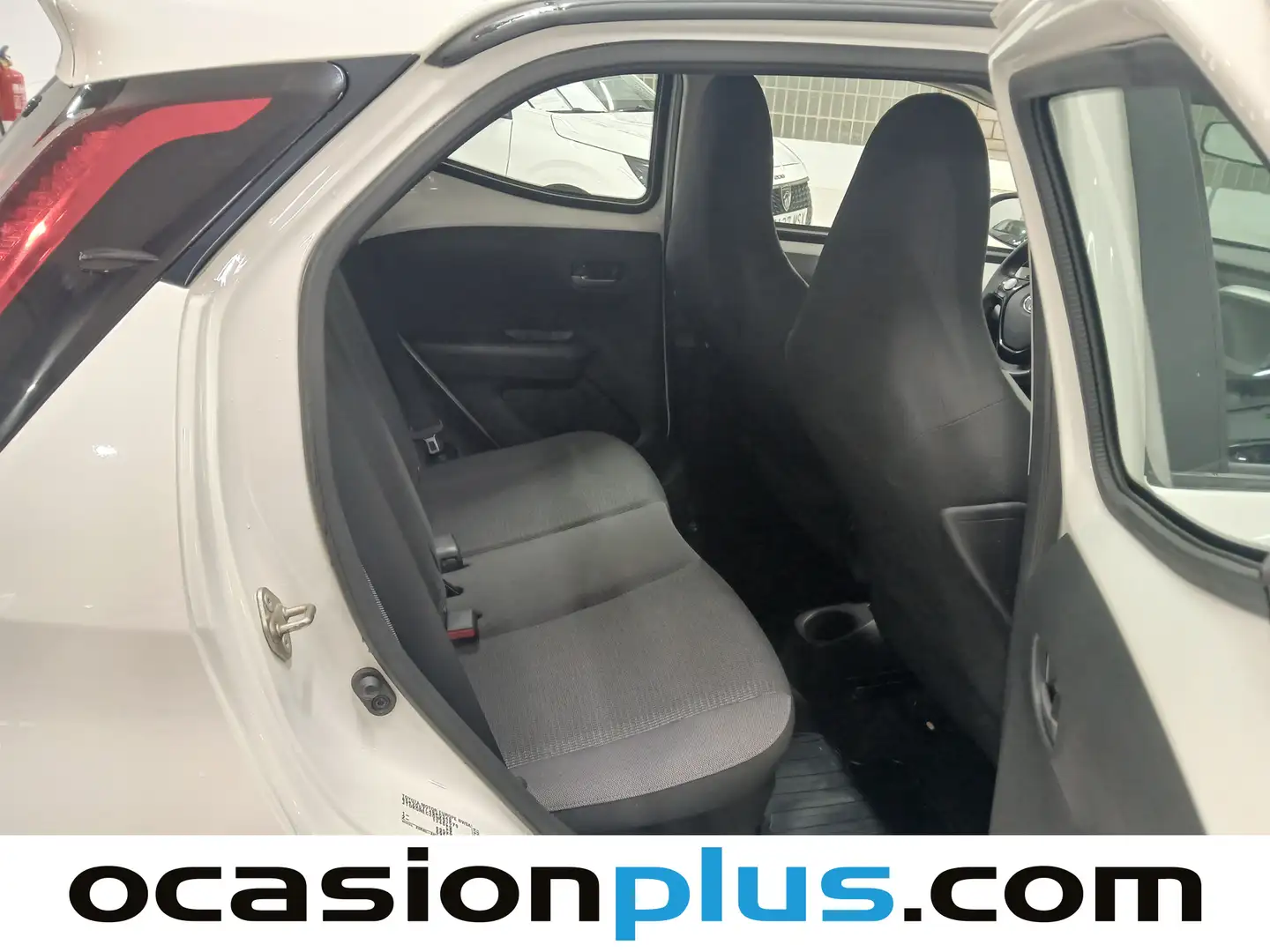 Foto Toyota Aygo Toyota Aygo 1.0 70 x-play (72 CV)