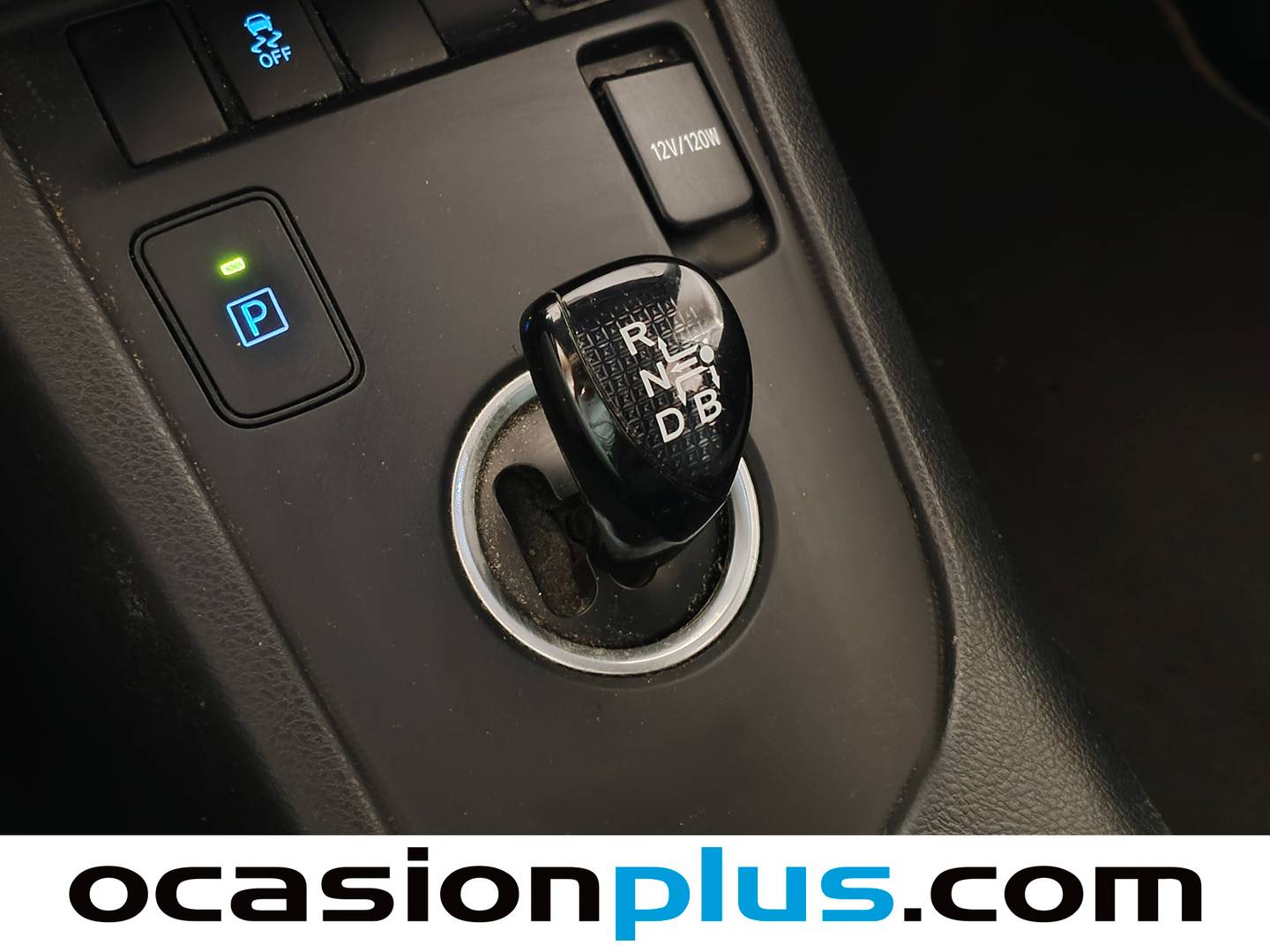 Toyota Auris Toyota Auris 140H Hybrid Feel! Edition (136 CV) de segunda mano
