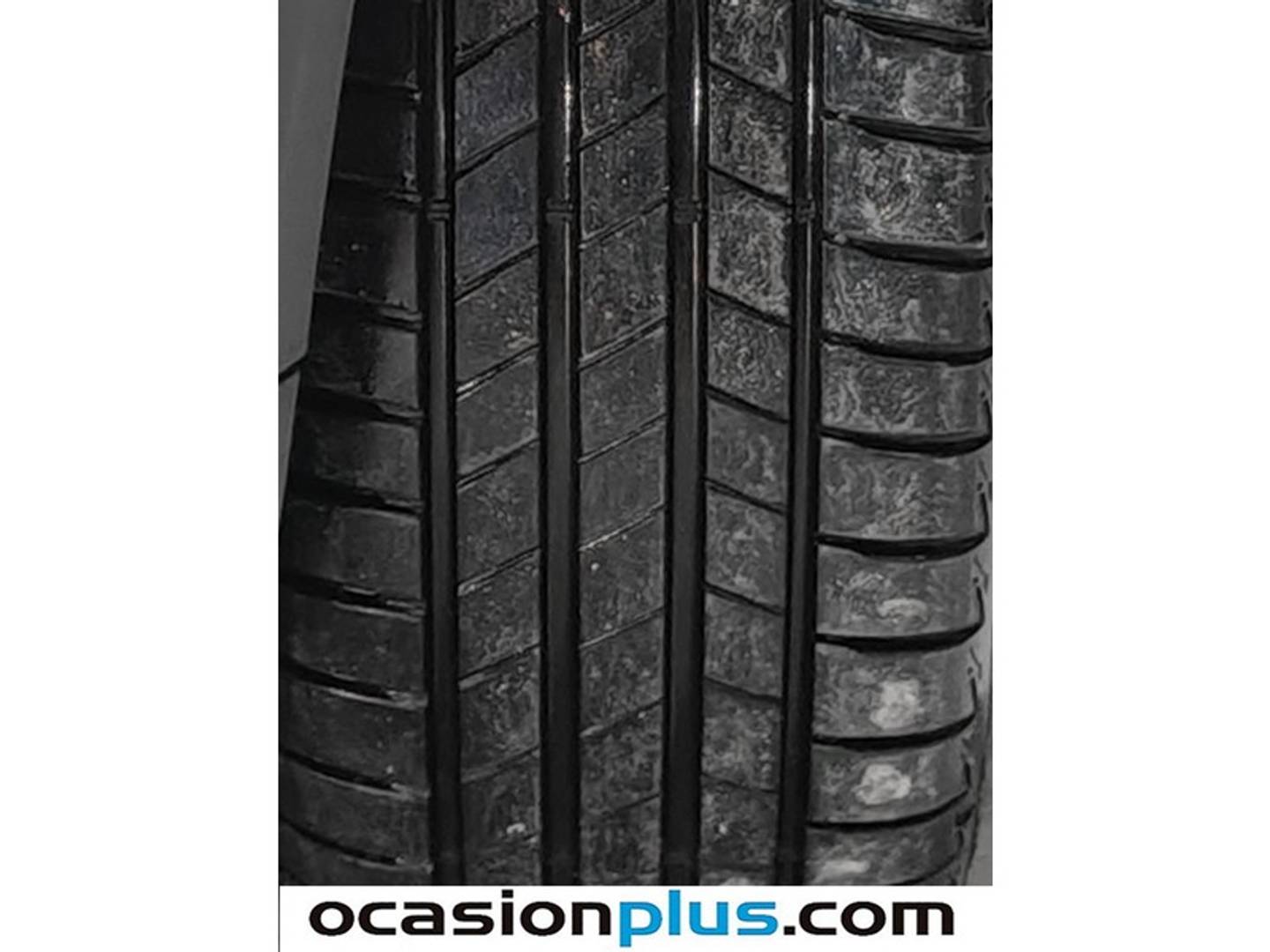 Foto Citroën C3 Aircross Citroen C3 Aircross PureTech 130 S&S Shine EAT6 Auto (131 CV)