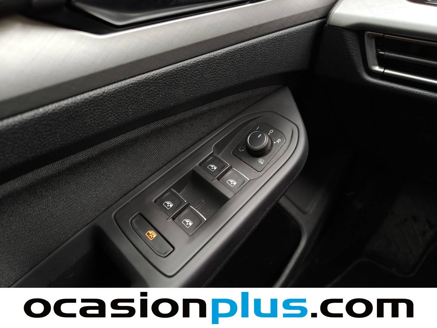 Foto Volkswagen Golf Volkswagen Golf Variant Life 2.0 TDI (115 CV)