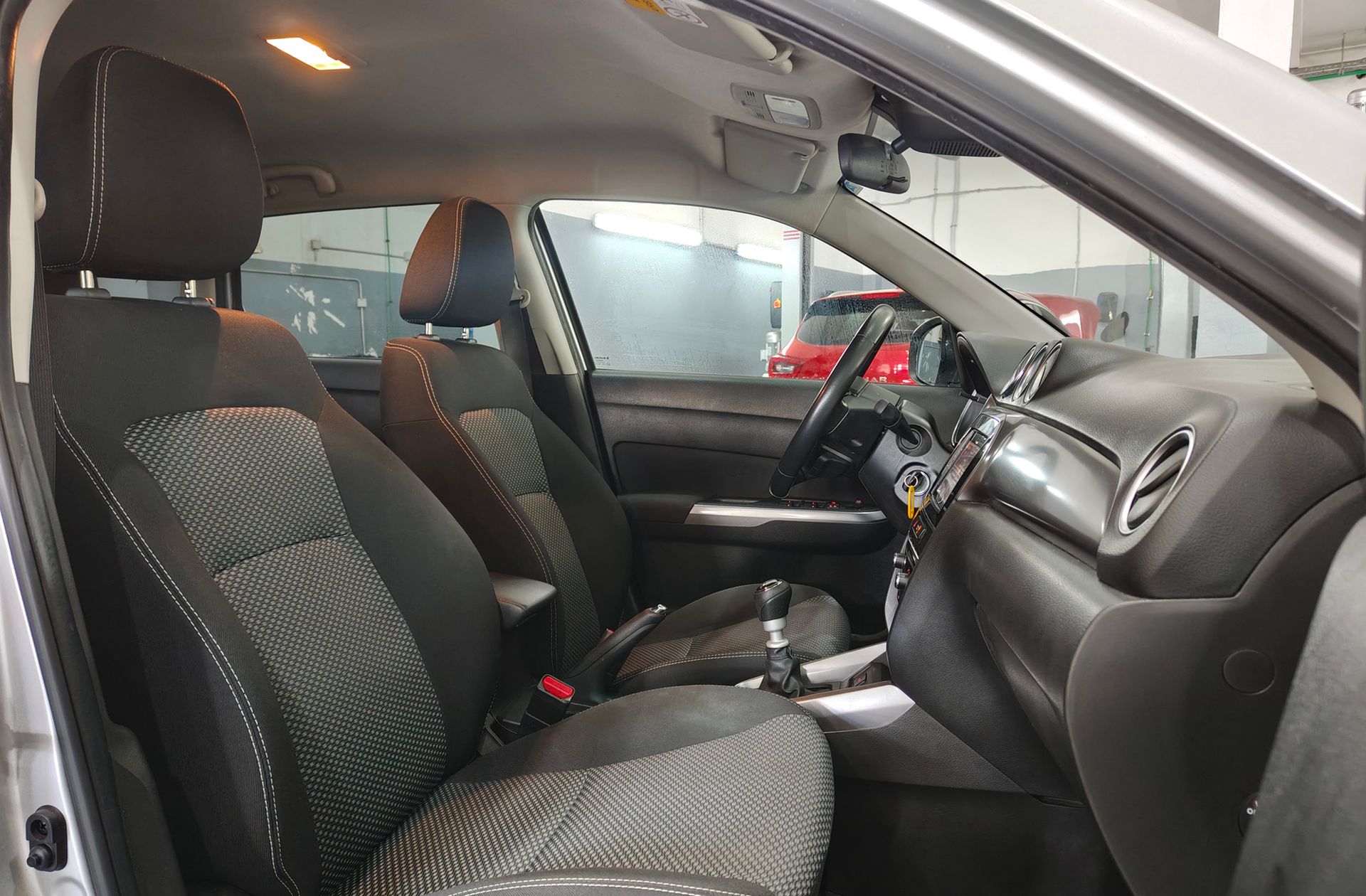 Suzuki Vitara 1.4 Turbo Mild Hybrid GLE - foto 18