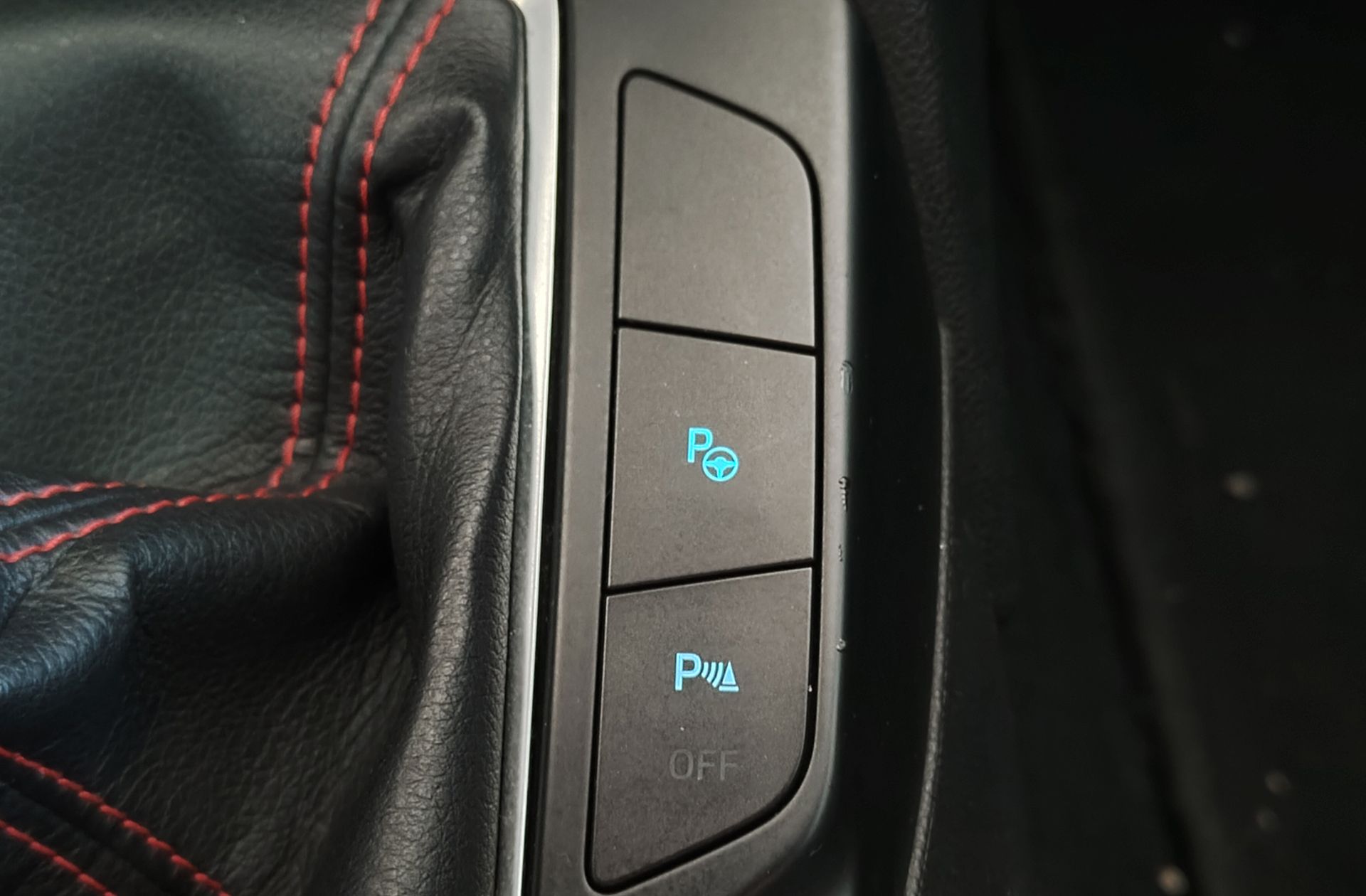 Ford Focus 1.0 EcoBoost ST-Line - foto 9