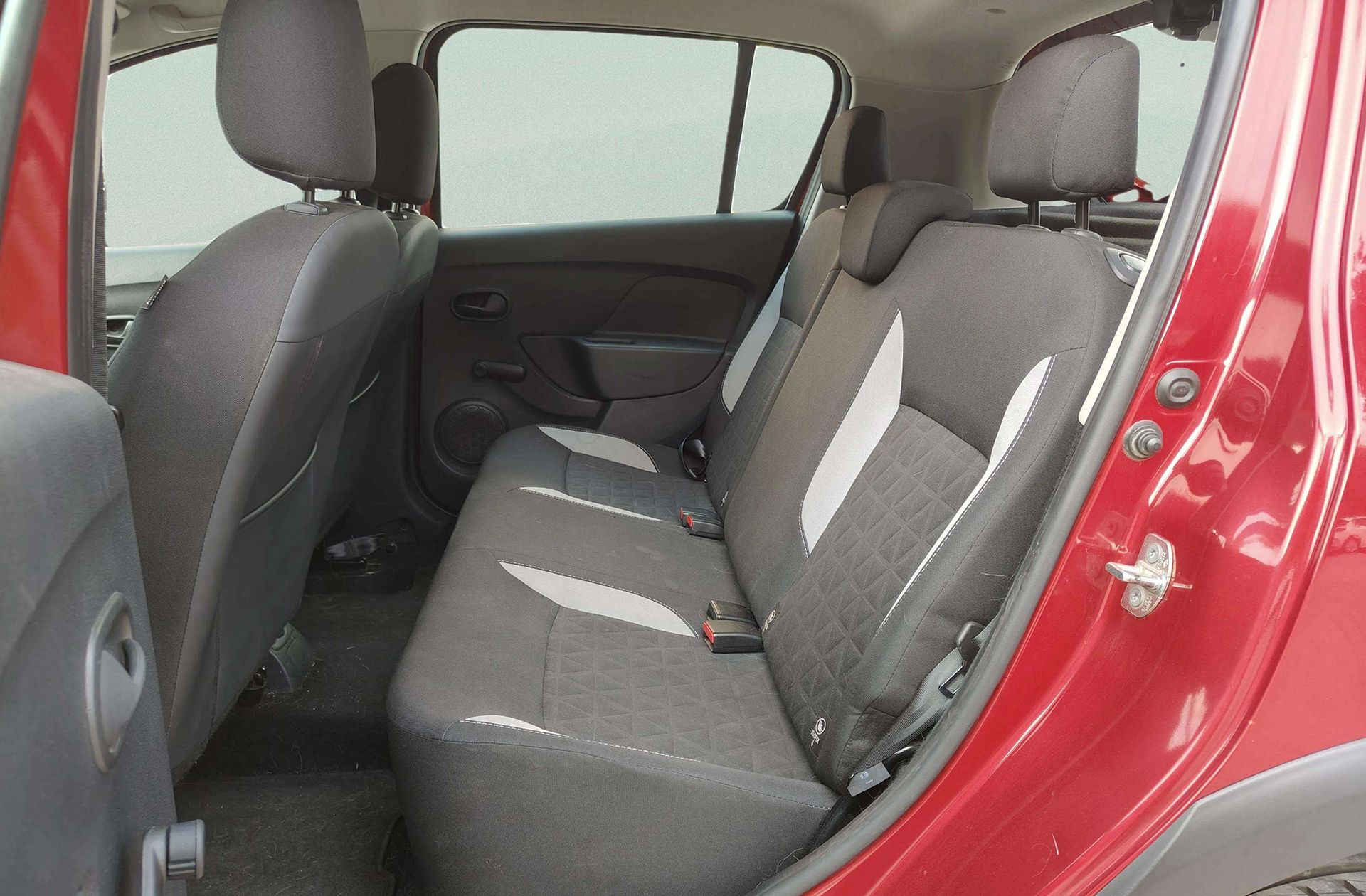 Dacia Sandero Stepway TCe - foto 9