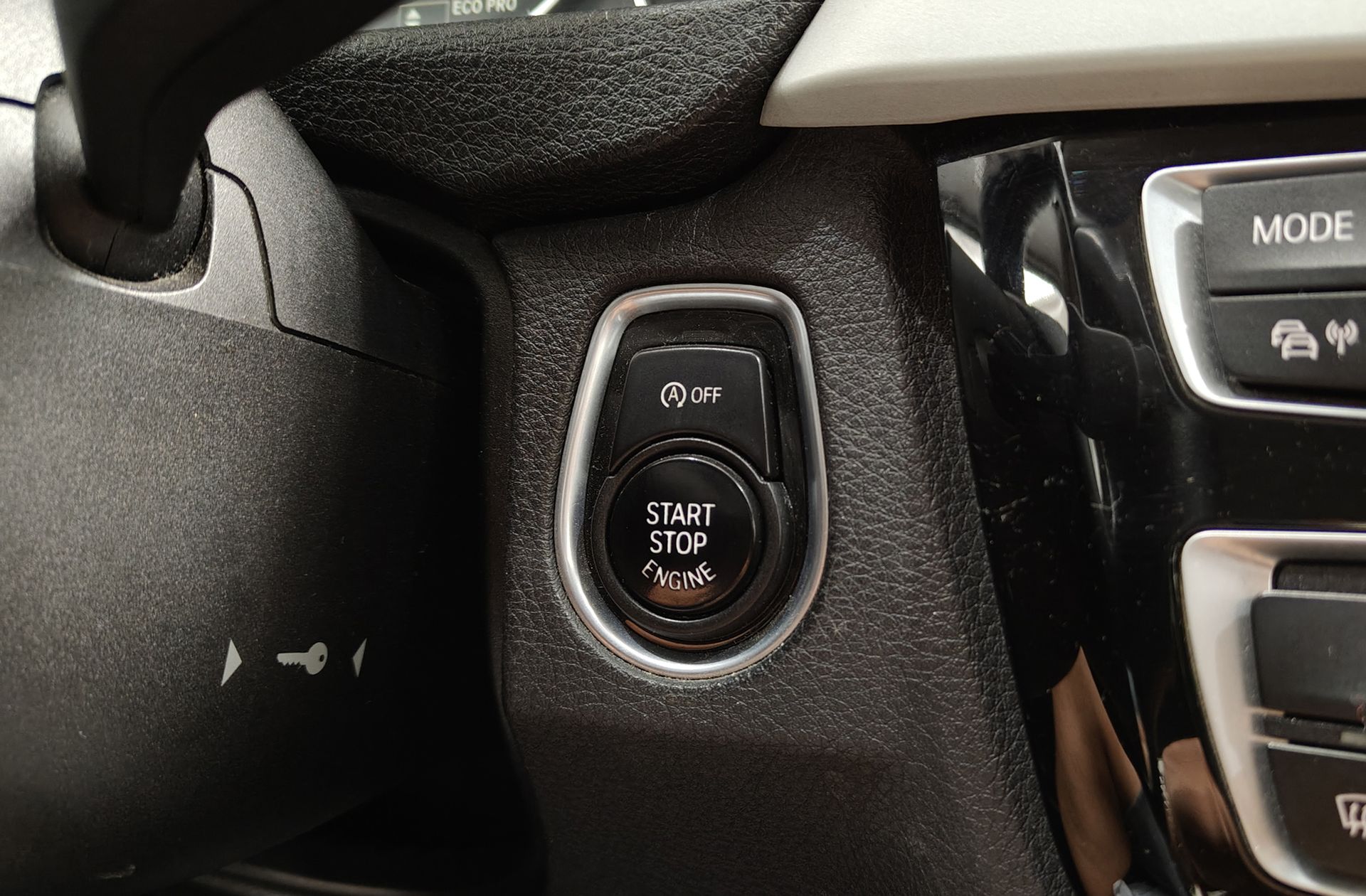 BMW Serie 3 318d - foto 29