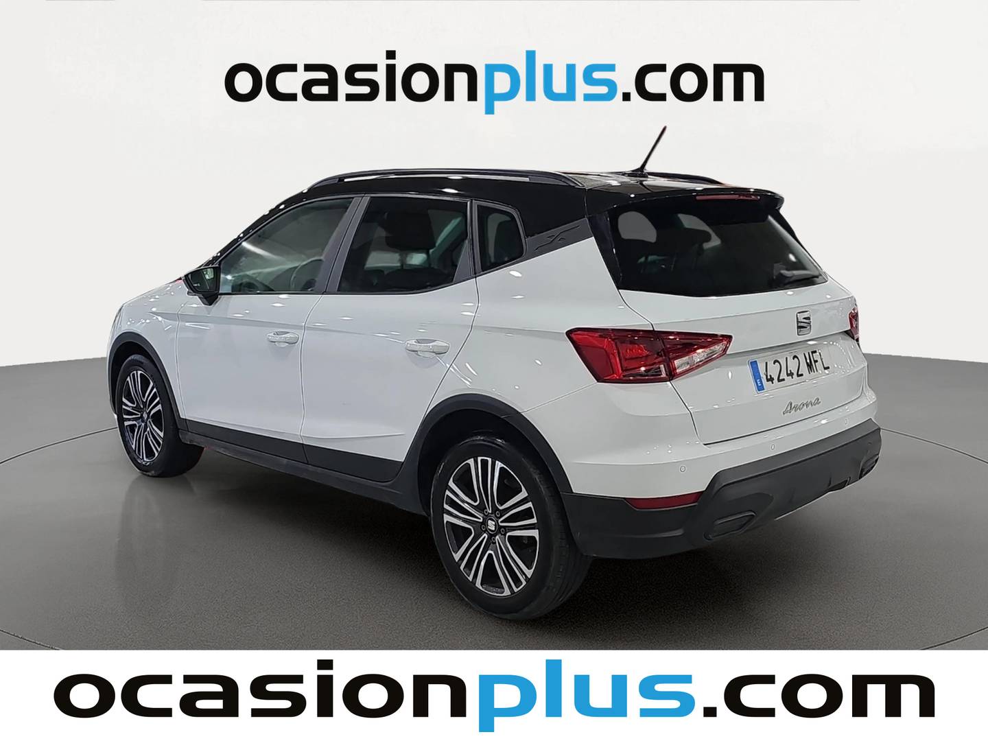 Foto trasera Seat Arona SEAT Arona 1.0 TSI Style XM Edition (110 CV) derecha