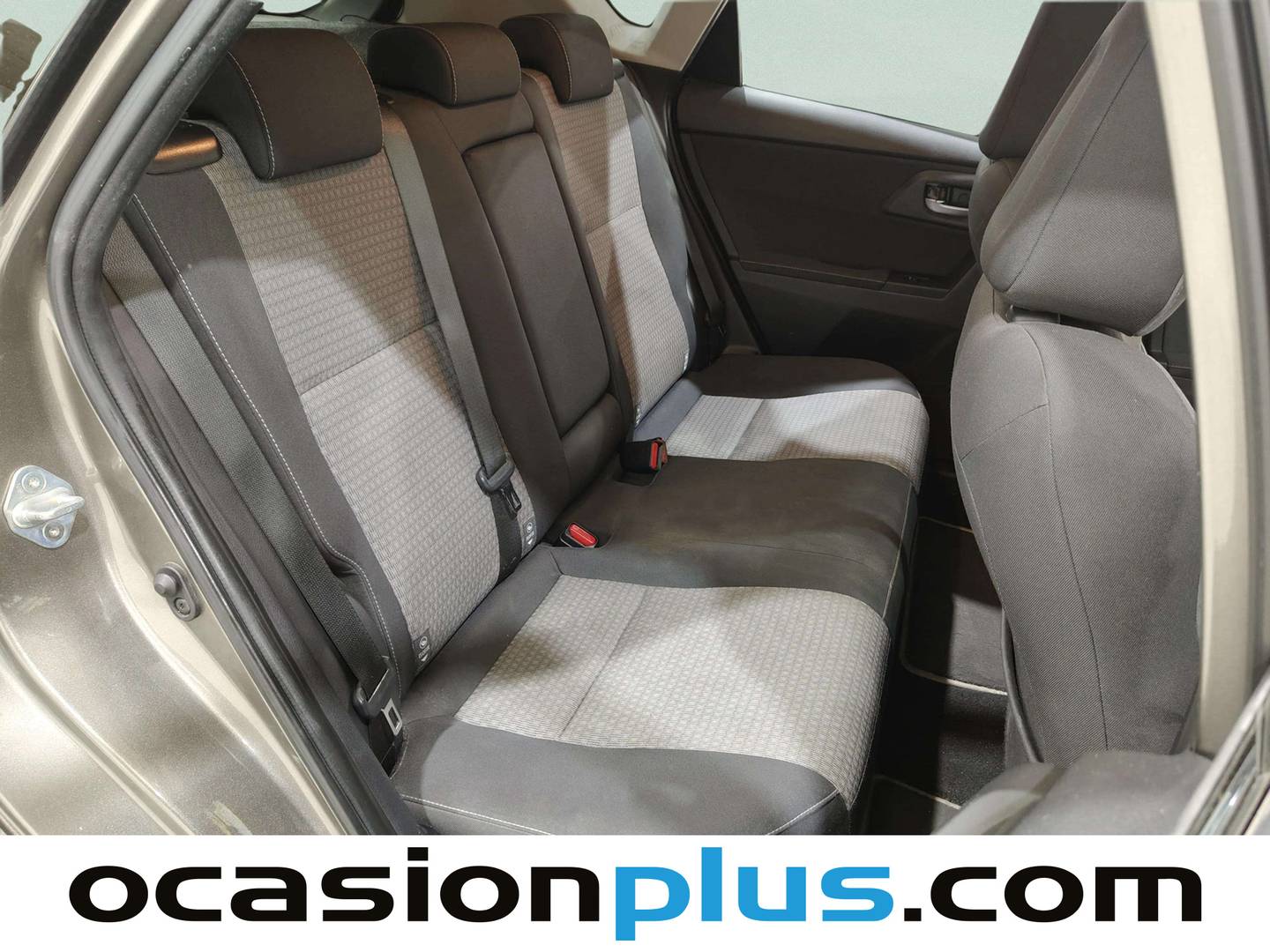 Toyota Auris Toyota Auris 140H Hybrid Feel! Edition (136 CV) al mejor precio