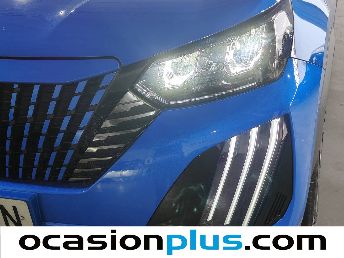 Foto Peugeot 2008 Peugeot 2008 PureTech 130 S&S Allure EAT8 (130 CV)