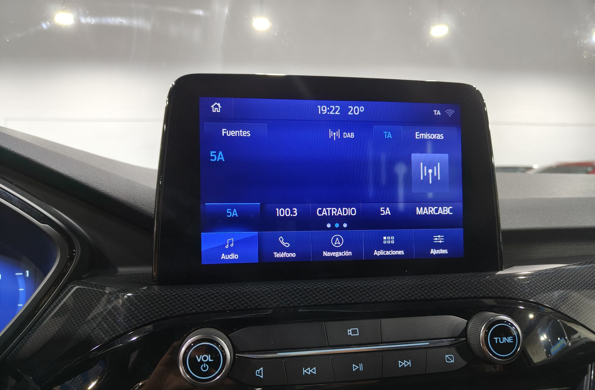 Ford Kuga 2.5 Duratec Fhev ST-Line - foto 25