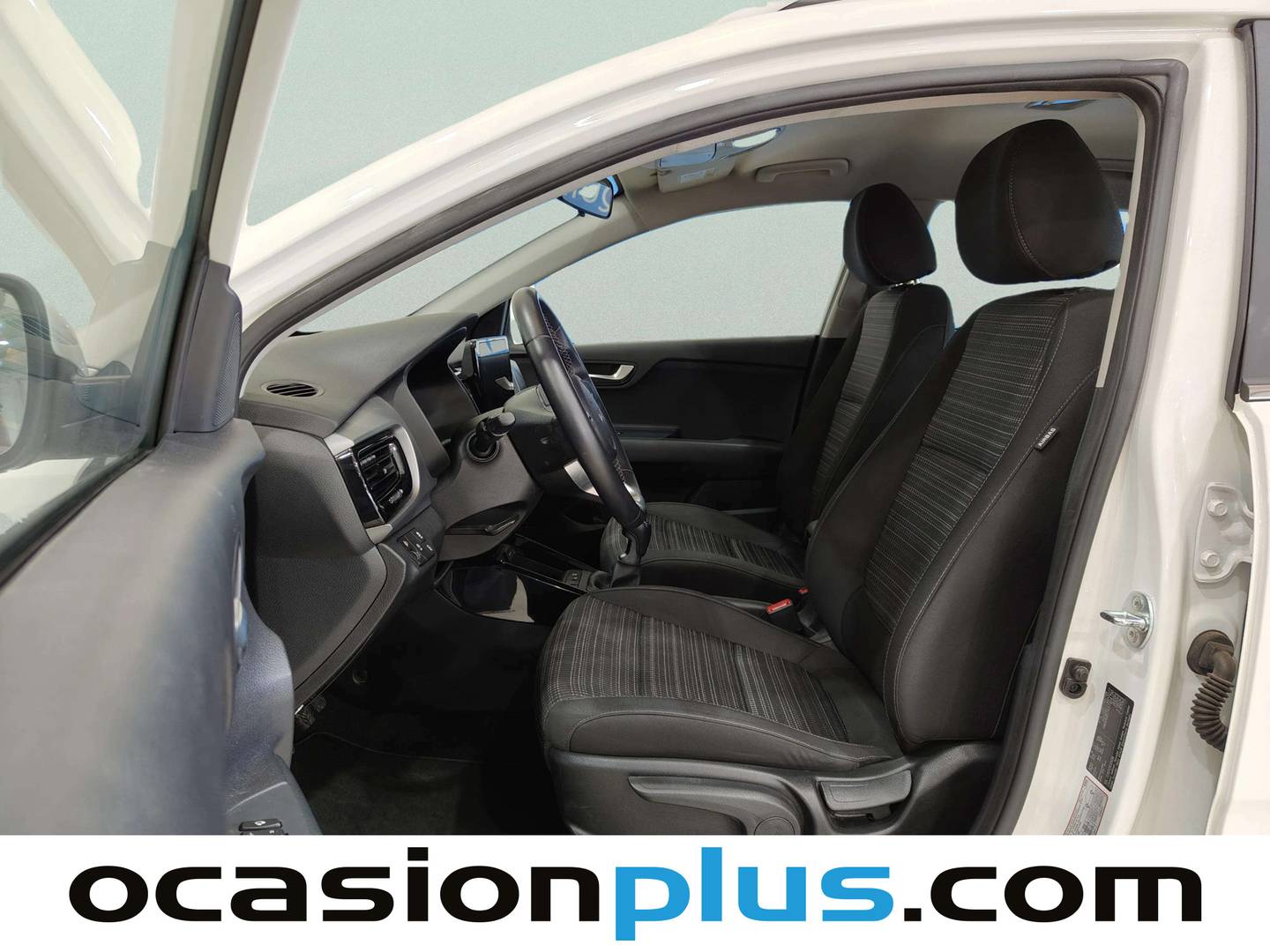 Foto asientos delanteros KIA Stonic KIA Stonic 1.0 T-GDi MHEV Drive (100 CV)
