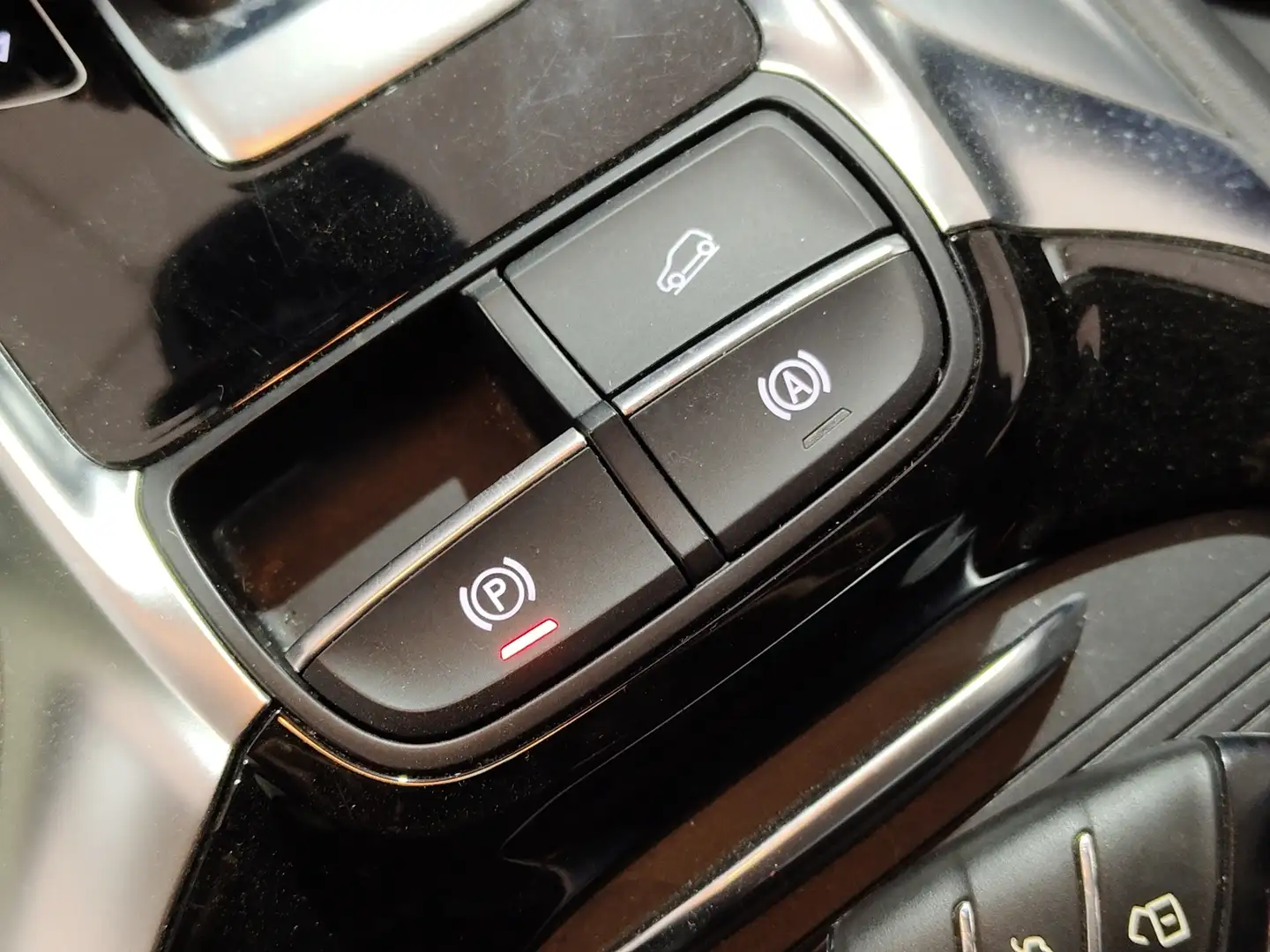 Foto MG HS MG HS 1.5 Turbo GDI Comfort DCT (162 CV)