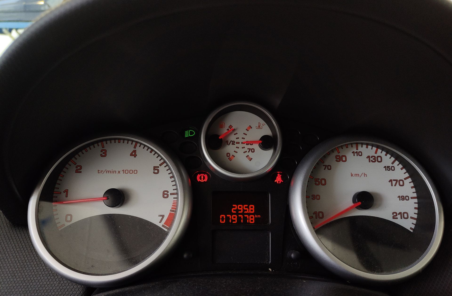 Peugeot 207 1.4 VTi 16v Confort - foto 19