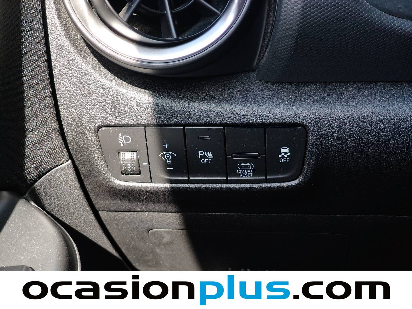 Extras y acabados del Hyundai Kona Hyundai Kona 1.6 GDI HEV Maxx DCT (141 CV)