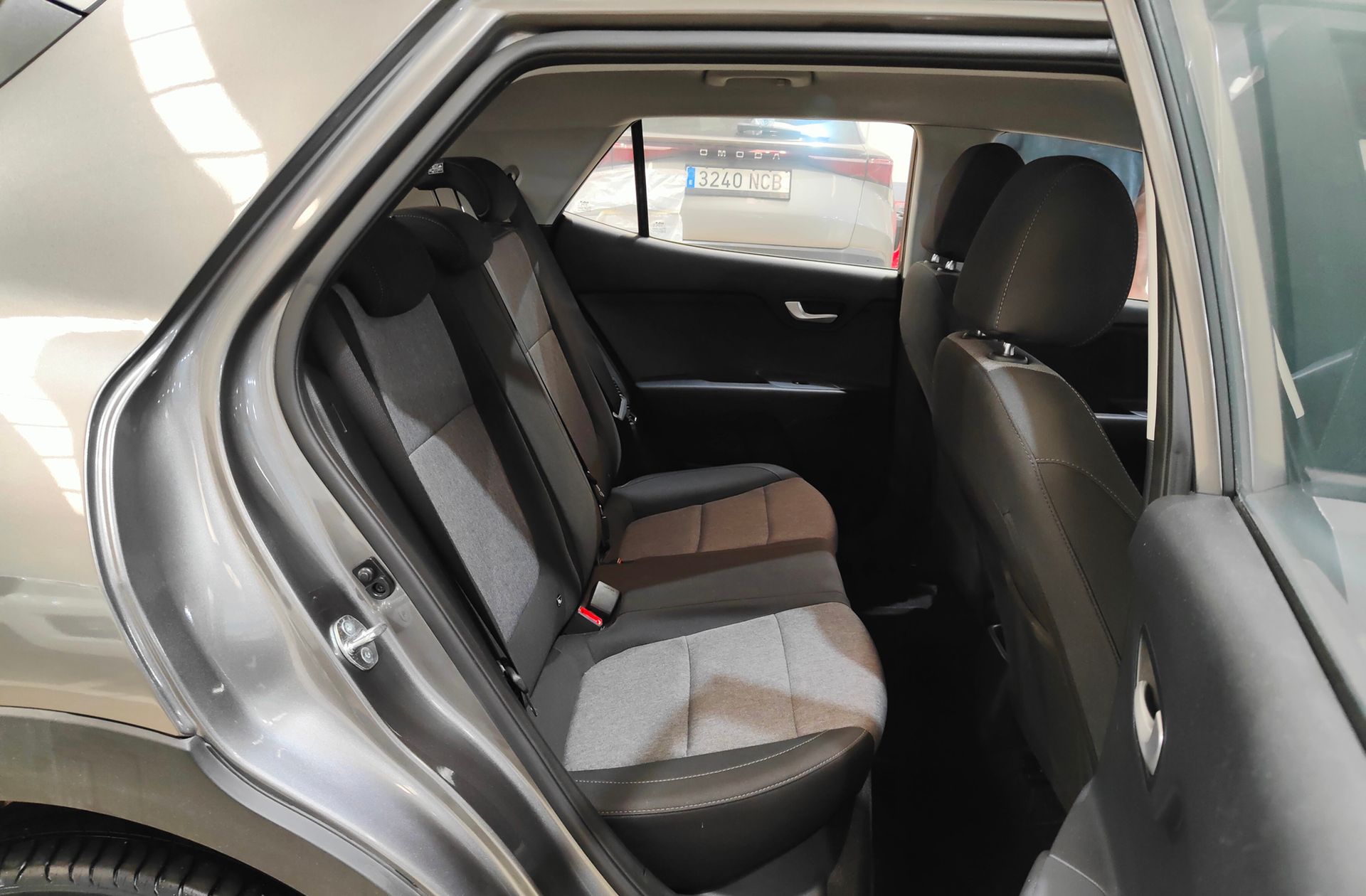 Kia Stonic 1.0 T-GDi MHEV Concept - foto 15