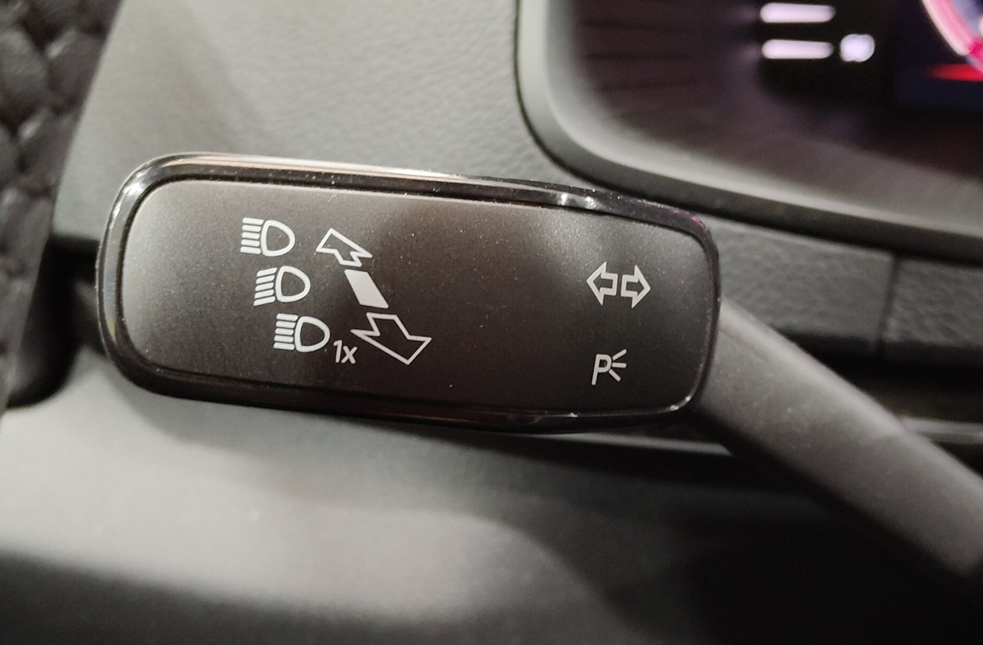 Škoda Karoq 1.5 TSI ACT Sportline DSG - foto 24