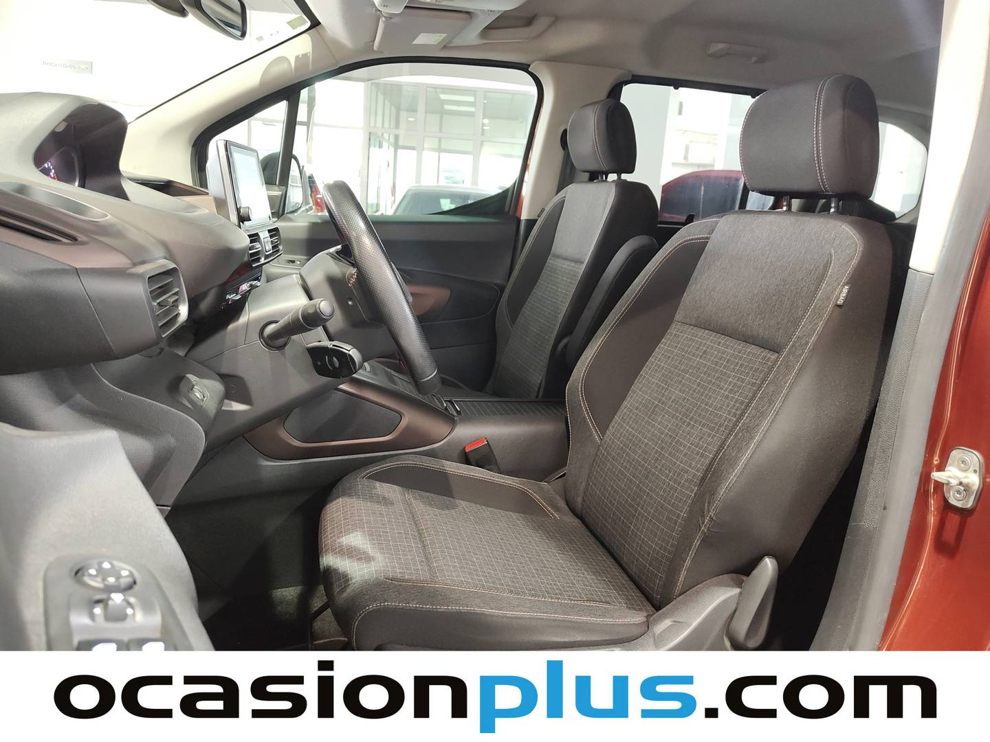 Foto asientos delanteros Peugeot Rifter Peugeot Rifter BlueHDi 100 GT Standard (100 CV)