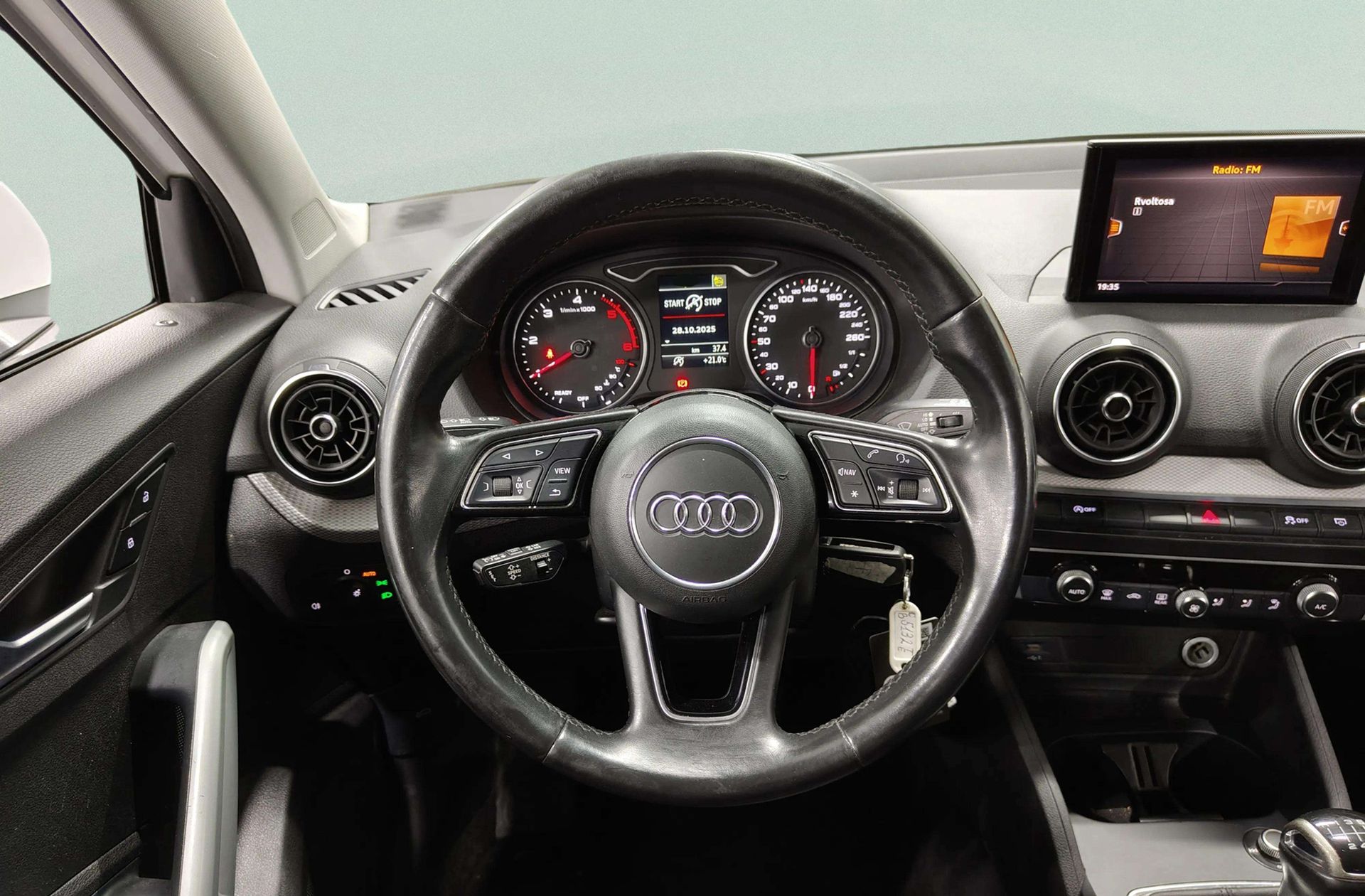 Audi Q2 30 TDI - foto 20