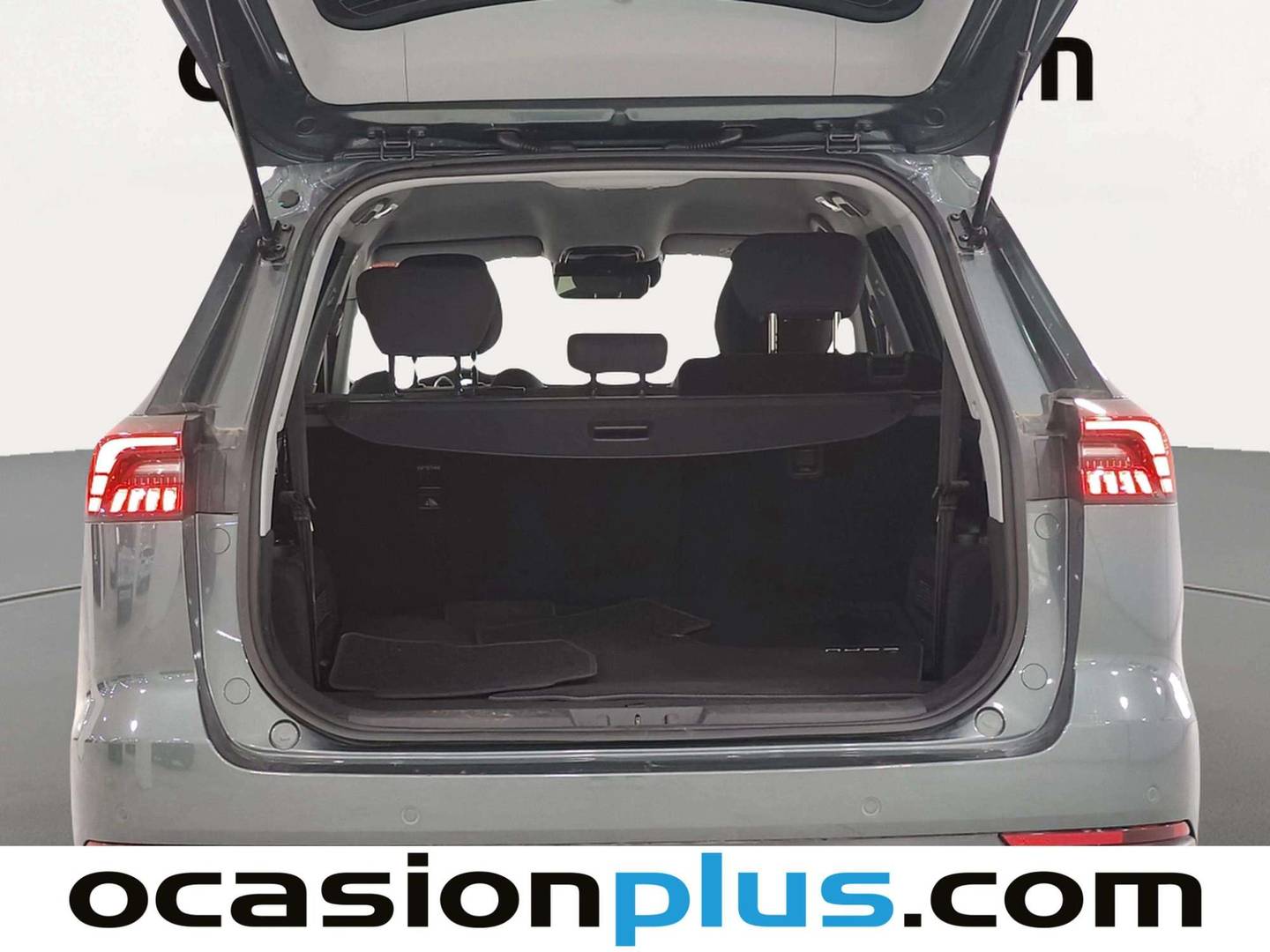 Fotos maletero EBRO S800 EBRO S800 1.6 TGDI Premium DCT (147 CV) 7 Plazas