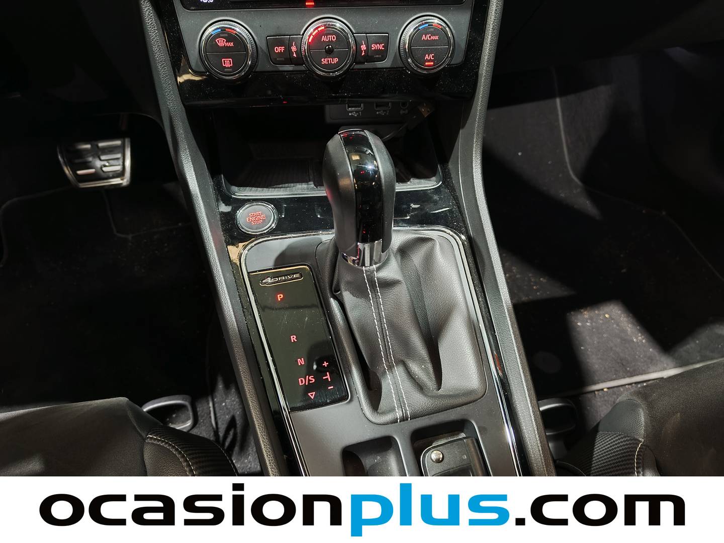 Foto Seat León SEAT León ST ST 2.0 TSI S&S Cupra 4Drive DSG (300 CV)