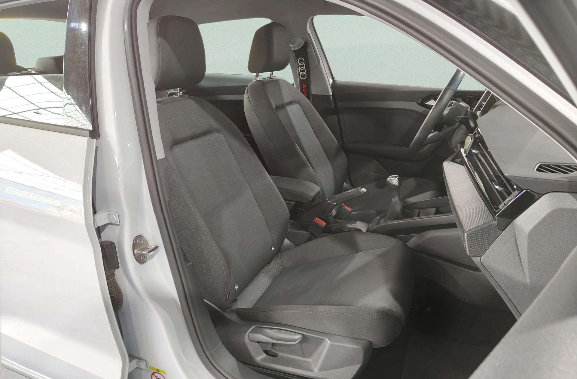 Audi A1 Sportback Advanced 30 TFSI - foto 15