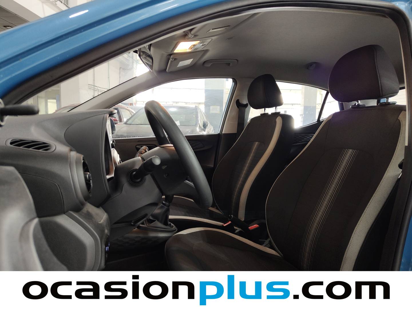 Foto asientos delanteros Hyundai i10 Hyundai i10 1.2 Tecno 2C (84 CV)