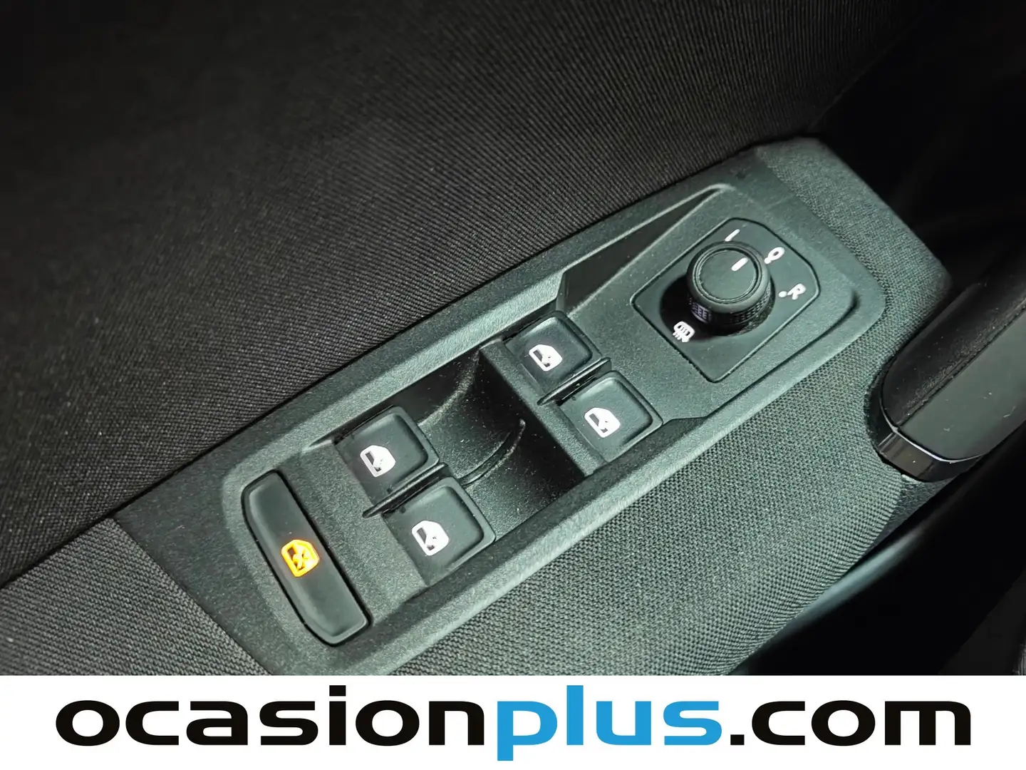 Foto Volkswagen Touran Volkswagen Touran Business 2.0 TDI (122 CV)