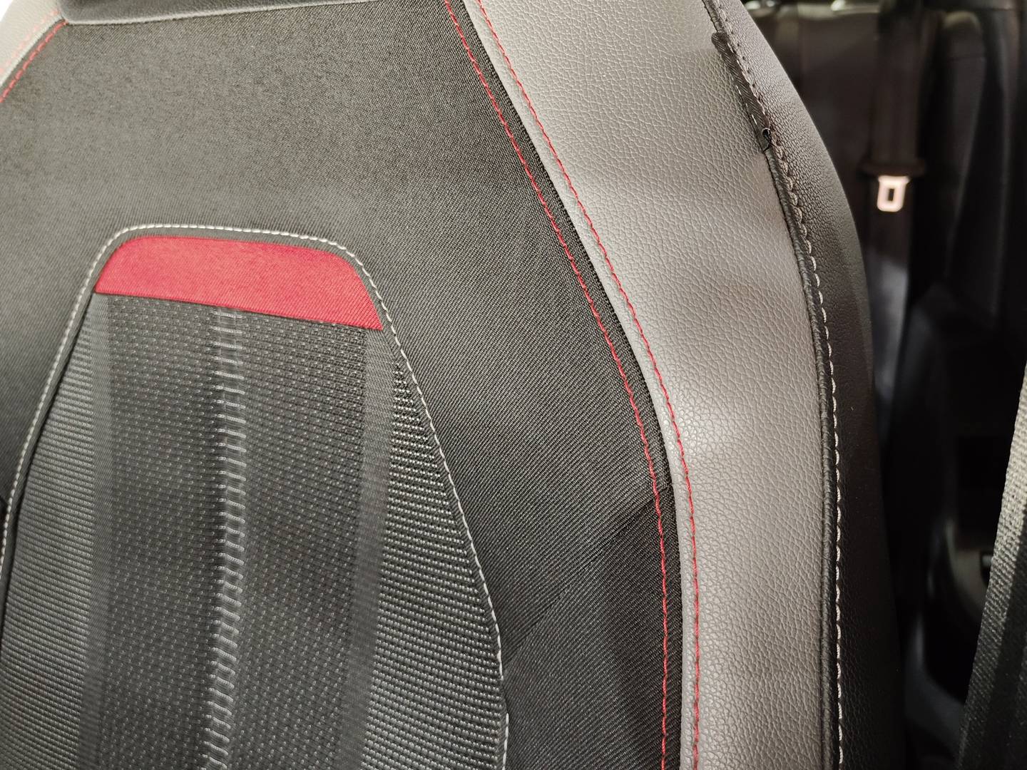 Foto Opel Mokka Opel Mokka 1.2 Turbo GS Line Auto (130 CV)